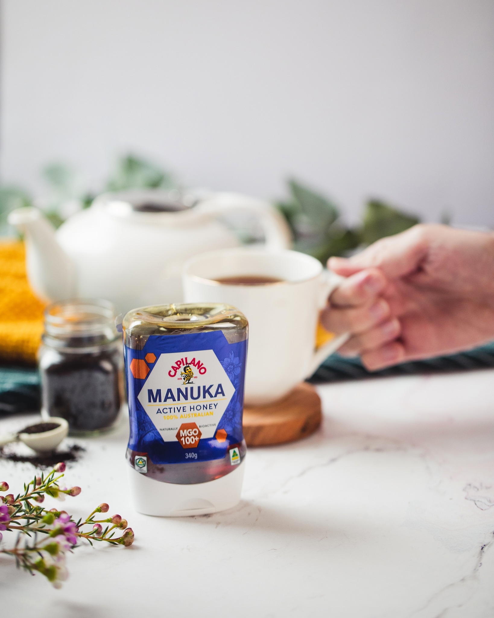 Mật ong hoa Manuka Capilano Active Honey MGO 100+ tăng sức đề kháng, giảm ho, viên họng, dưỡng ẩm da và môi cang mềm mịn - OZ Slim Store