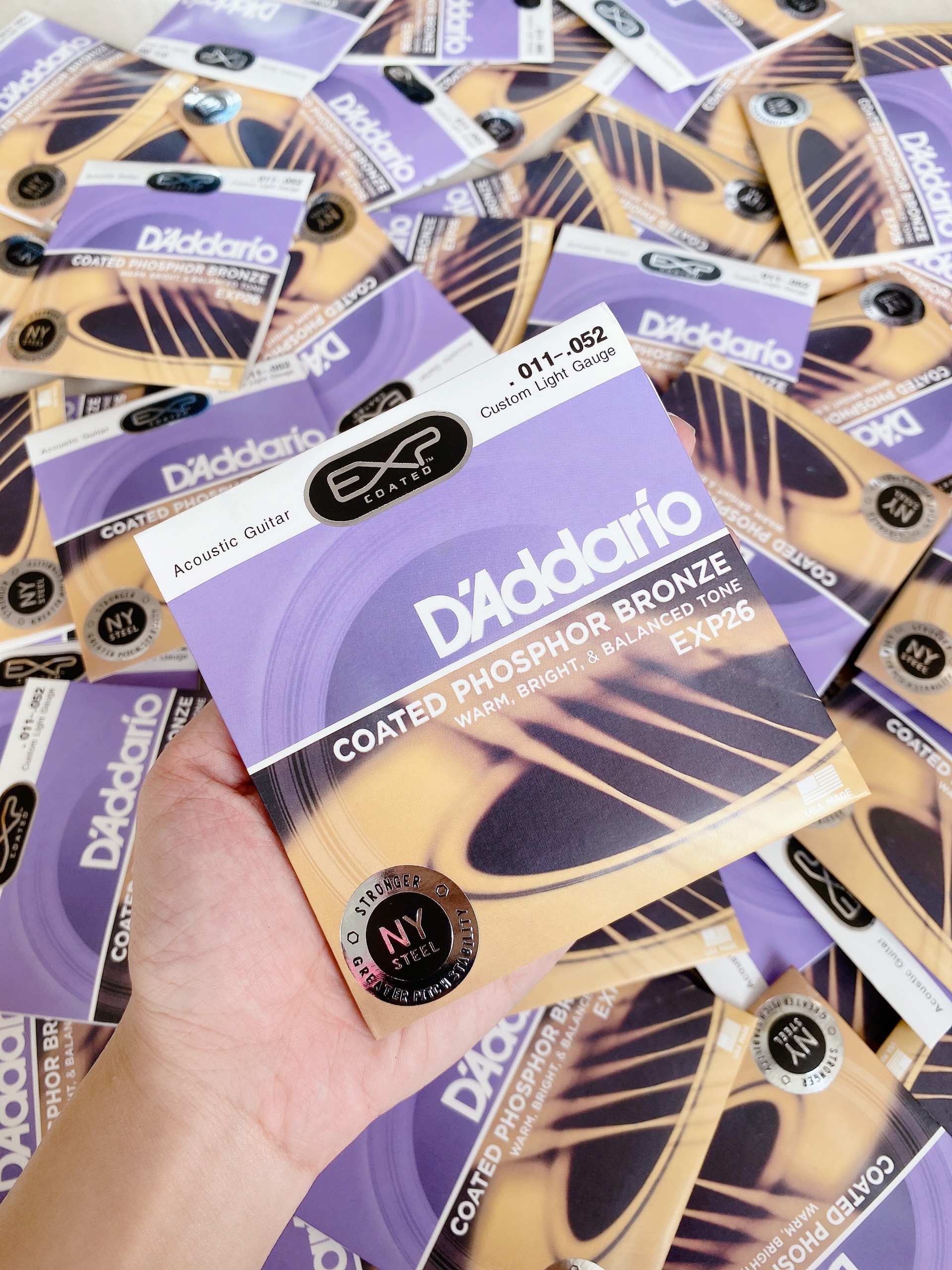 BỘ DÂY ĐÀN GUITAR D'ADDARIO EXP16