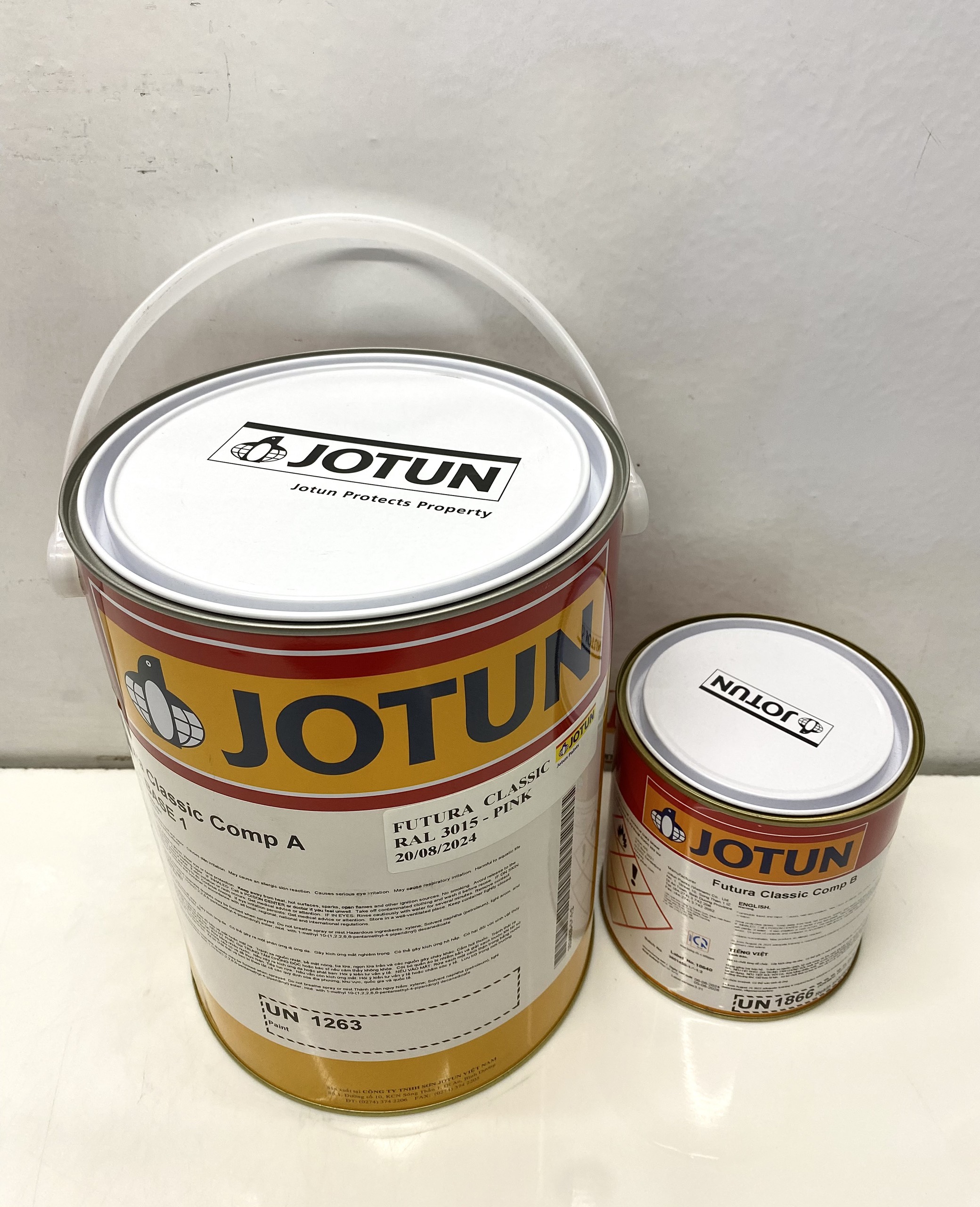 Sơn Epoxy Jotun Futura Classic base 1 màu hồng RAL 3015 5L/bộ