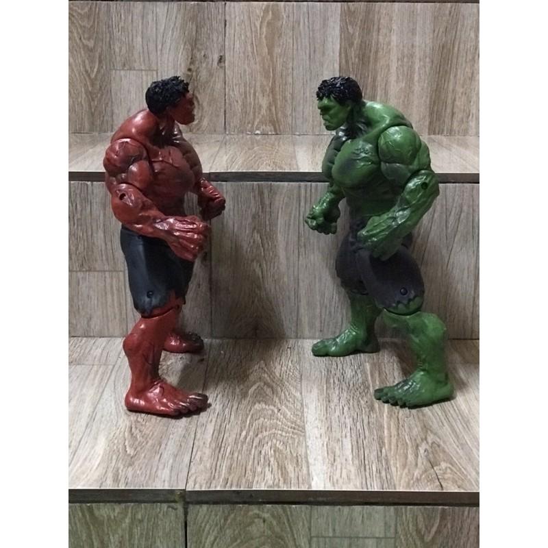 Mô hình người khổng lồ xanh Green Hulk và người khổng lồ đỏ Red Hulk siêu ngầu