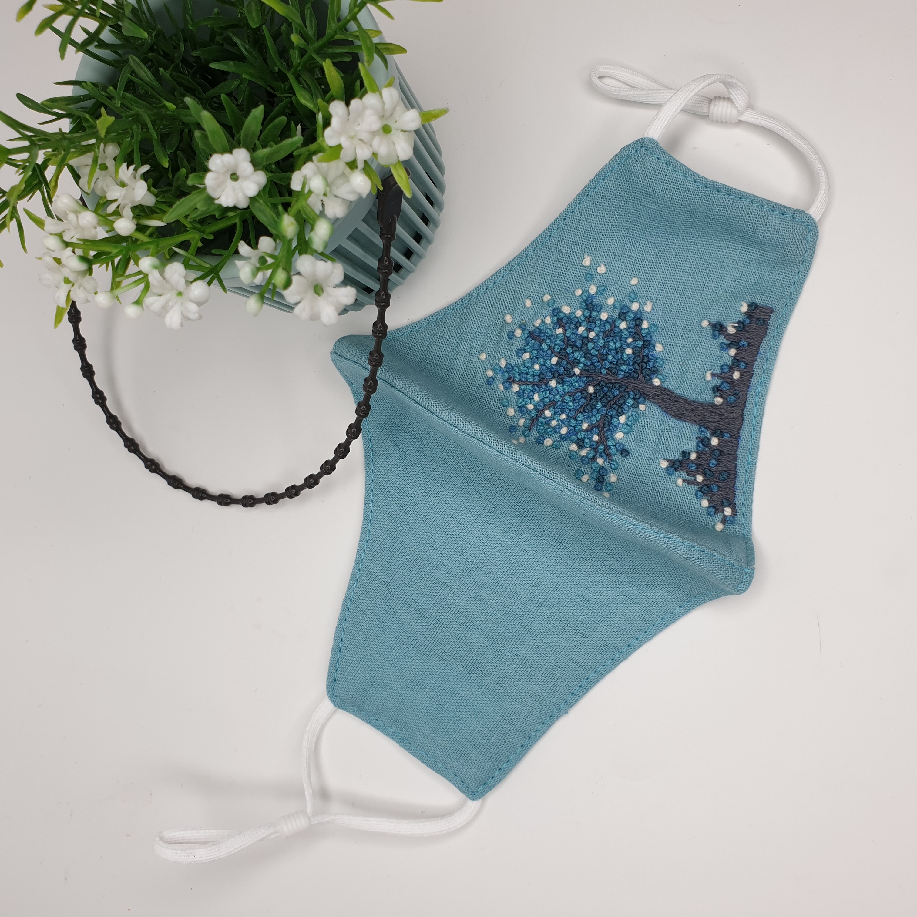 Khẩu trang thêu tay vải linen JL172X