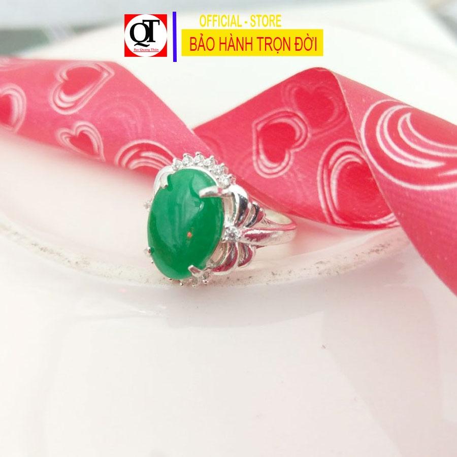 Nhẫn bạc nữ mặt ngọc xanh lá ovan chất liệu bạc ta Bạc Quang Thản - QTNU.QH115