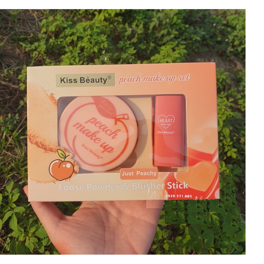 Bộ Trang Điểm 2In1 Peach Make Up Set Của Kiss Beauty (gồm phấn phủ + thanh phấn má)