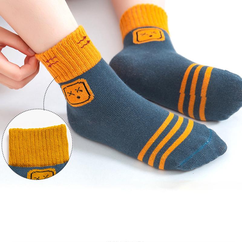 Children's Socks for Men and Women Big Children Children In Tube Socks Breathable Sweat-absorbent MM