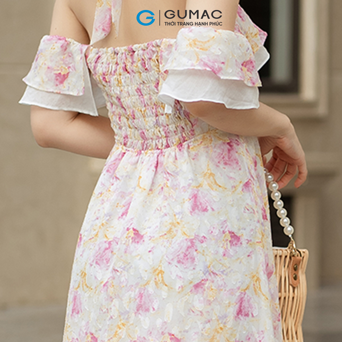 Đầm maxi cổ yếm GUMAC DD05040