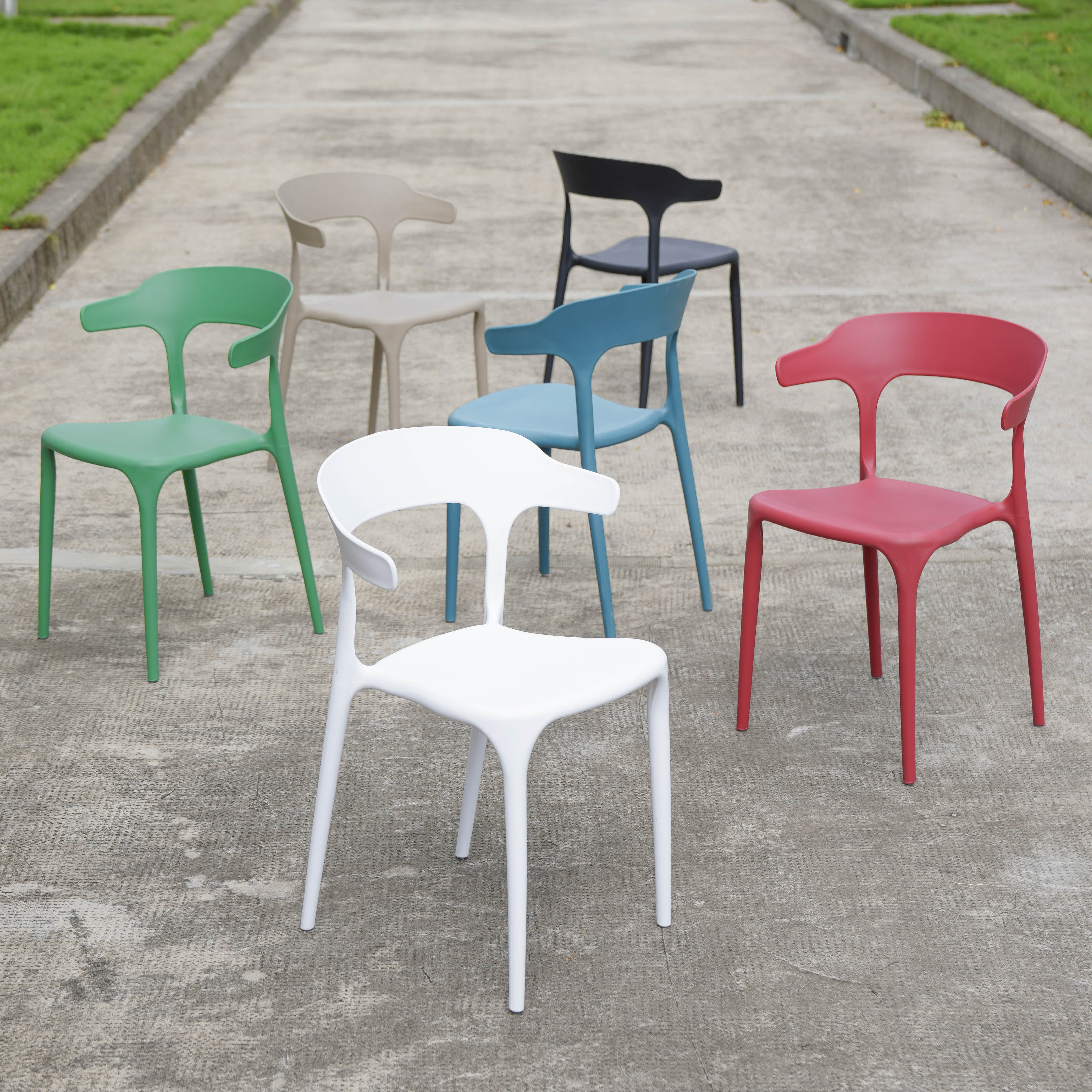 Ghế ăn đúc nguyên khối cổ điển dành cho quán cà phế, văn phòng