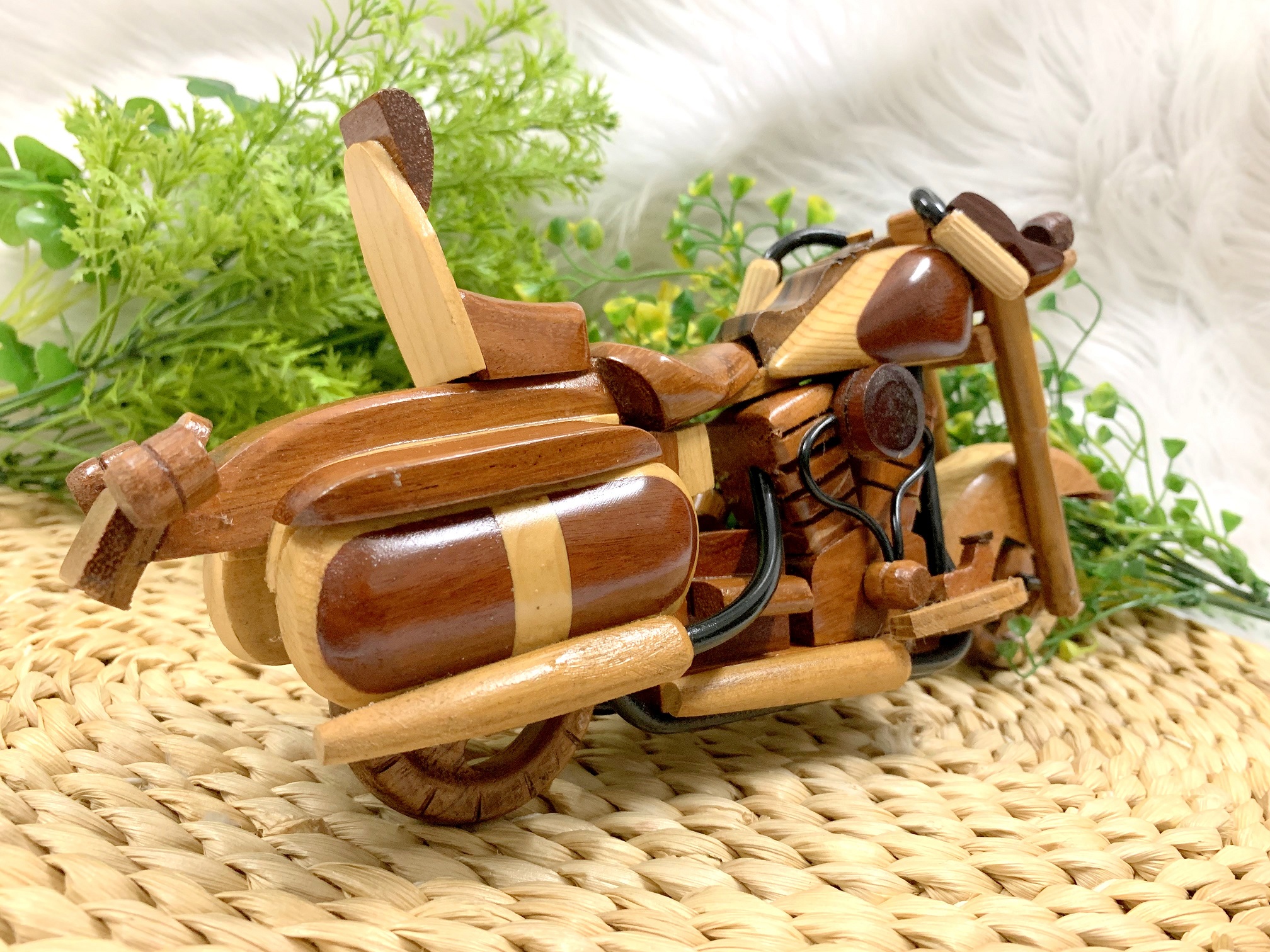 Xe Môtô mô hình Harley Davidson gỗ gõ