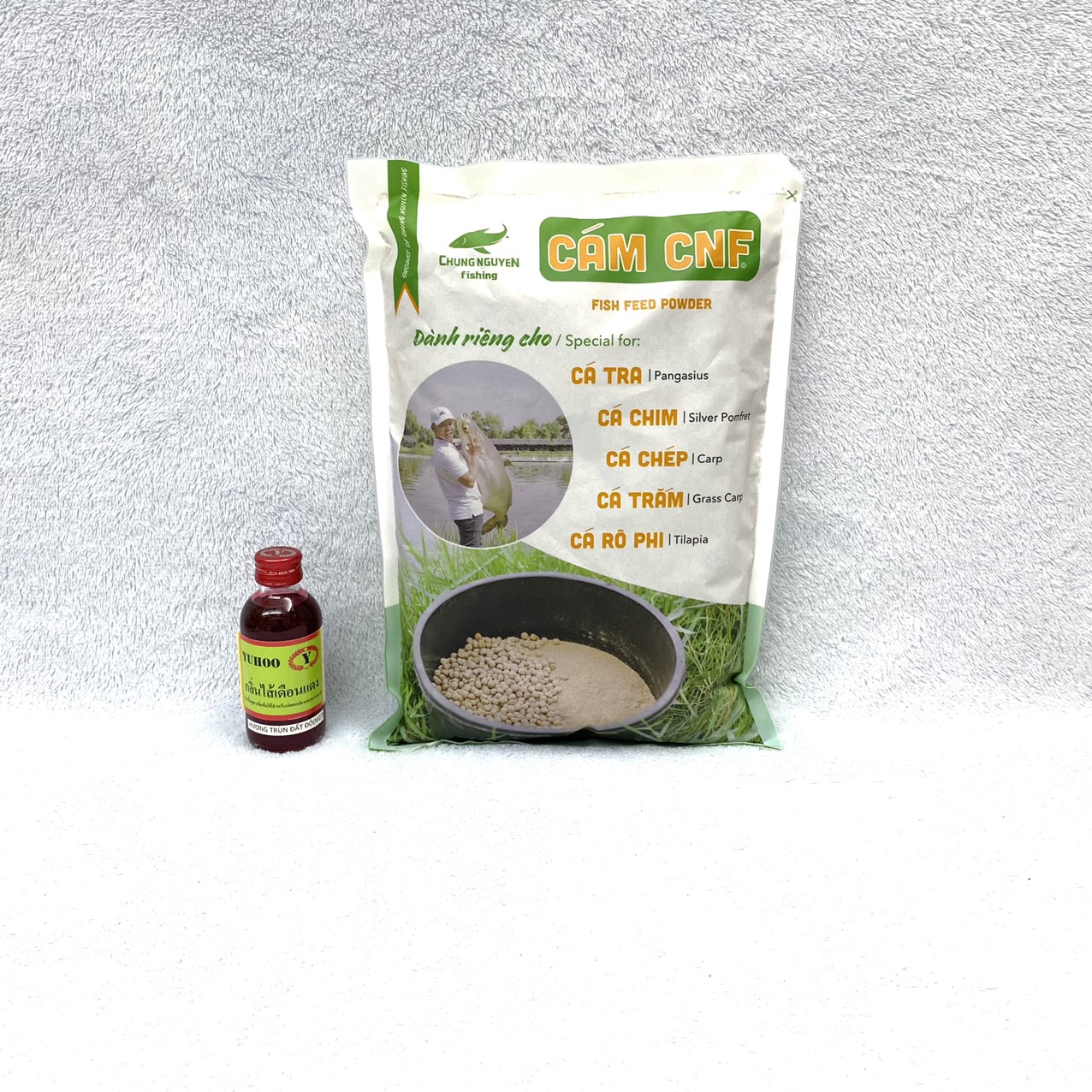 Mồi Câu Cá Chép , Combo 1kg Cám CNF + 1 Chai Tinh Mùi Thái Lan M27 Chuyên Câu Cá Chép