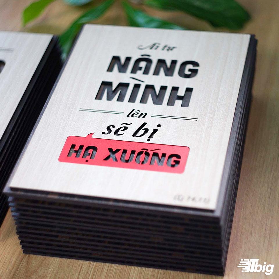 Tranh công giáo TBIG-CG003: Ai tự nâng mình lên sẽ bị hạ xuống 20x27cm