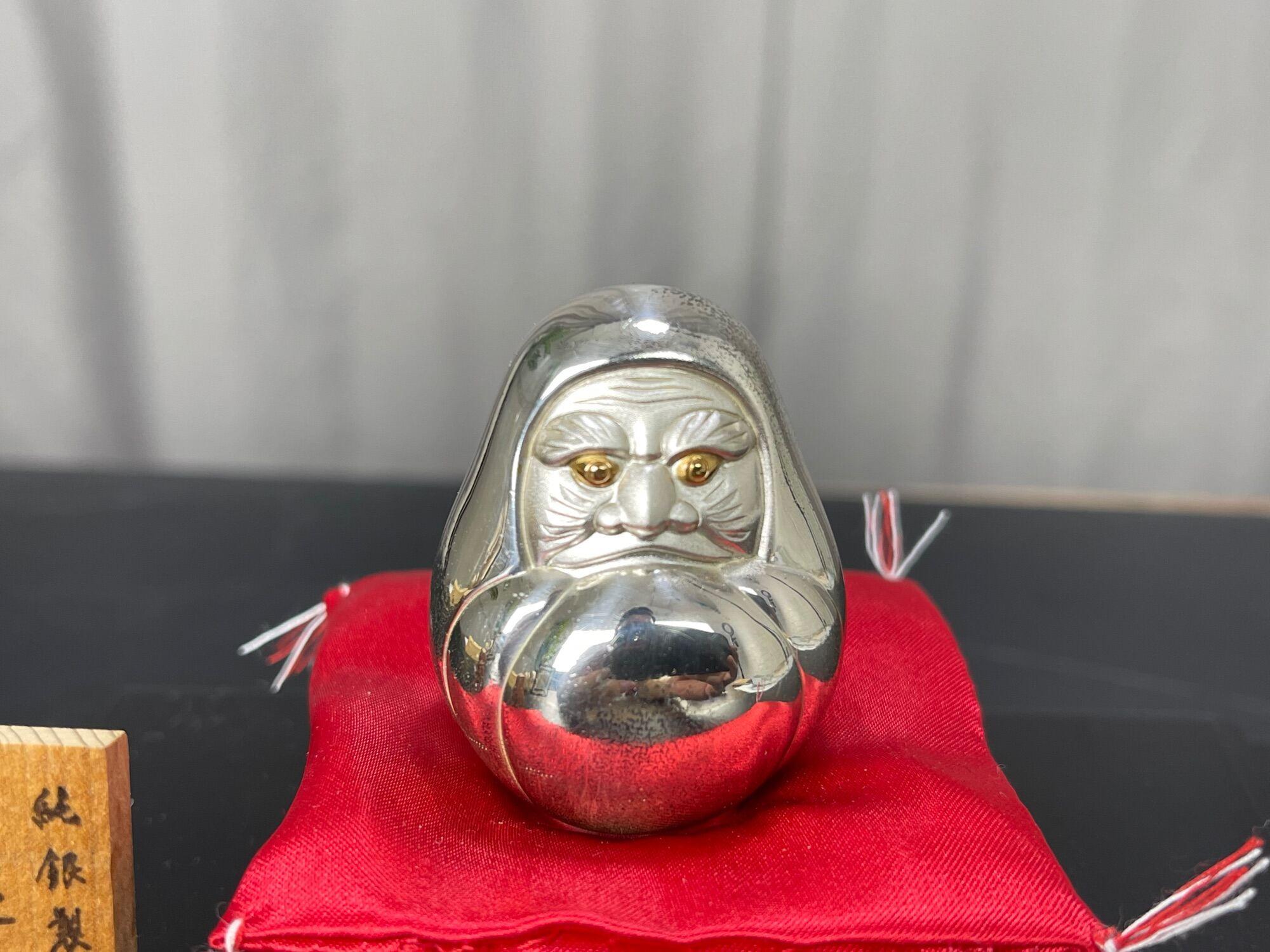 Tượng trang trí búp bê Daruma made in Japan