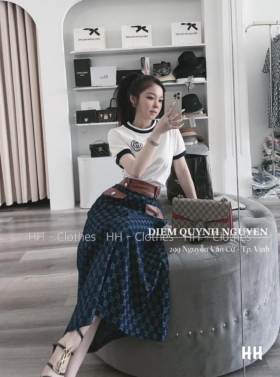 SET ĐI CHƠI, SET 2 MÓN ÁO THUN TAY NGẮN VIỀN PHỐI CHÂN VÁY DÀI PHỐI DA CỰC SANG CHẢNH