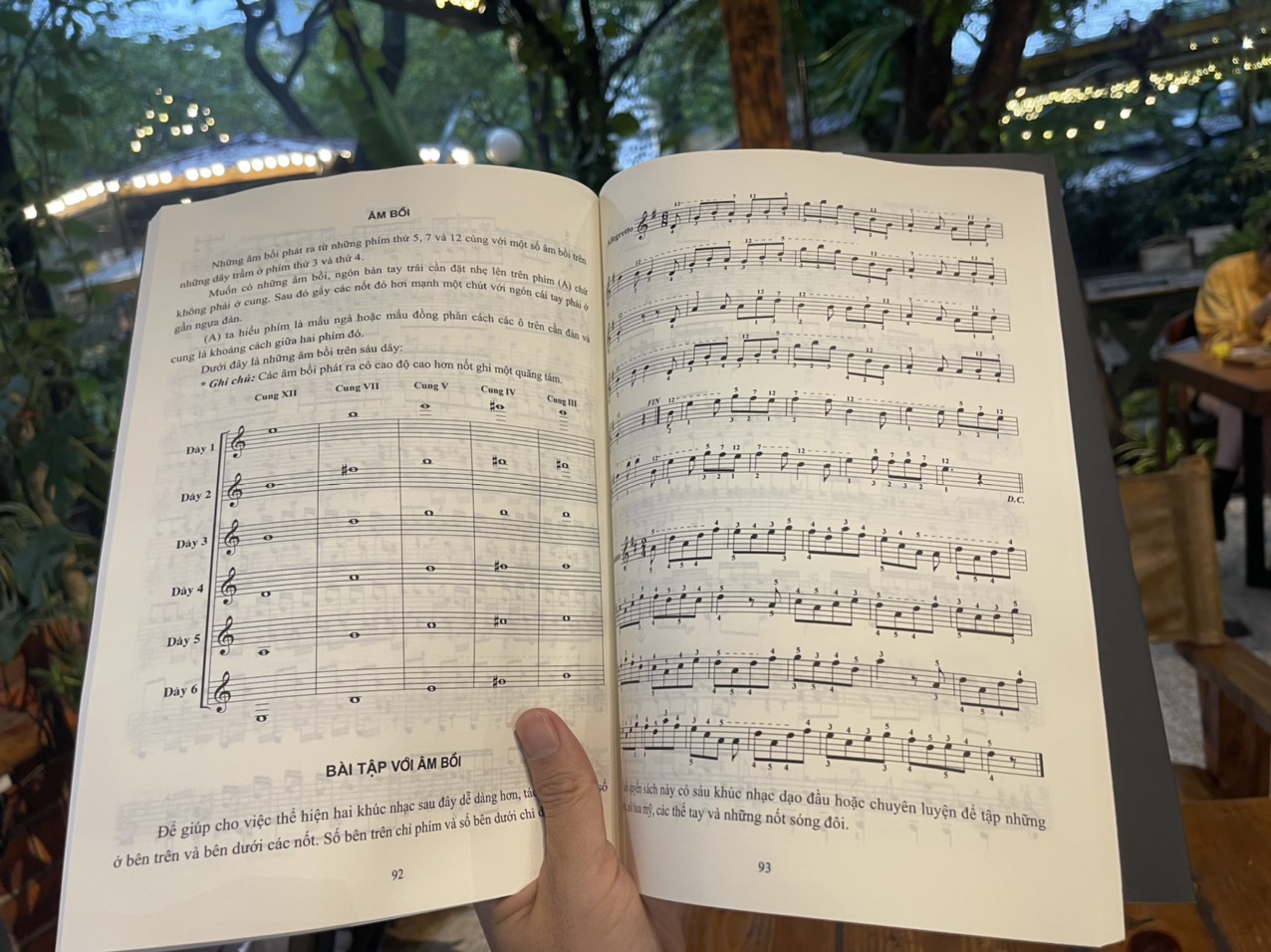 PHƯƠNG PHÁP HỌC GUITARE – F. Carulli – Trịnh Minh Thanh dịch – Huy Hoàng Bookstore – NXB Dân Trí