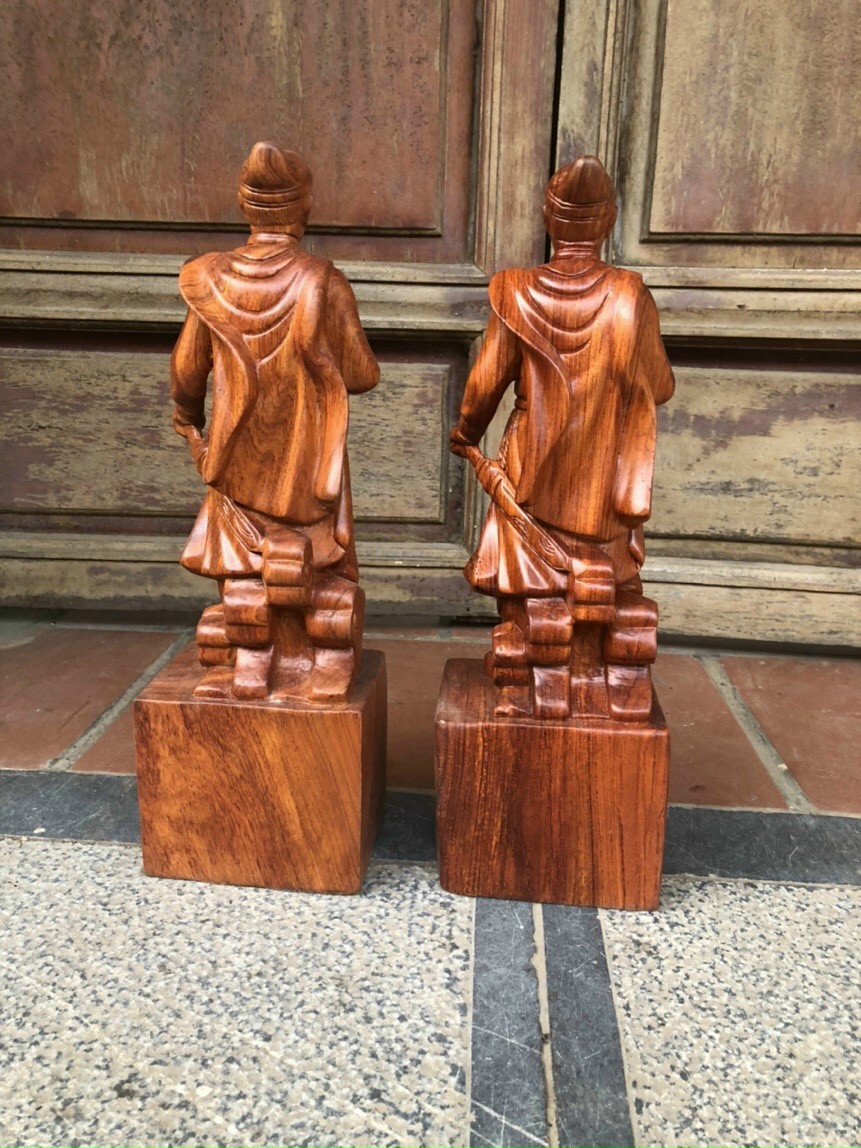 Tượng trần quốc tuấn nhà quân sự lỗi lạc kt cao 70×22×17cm