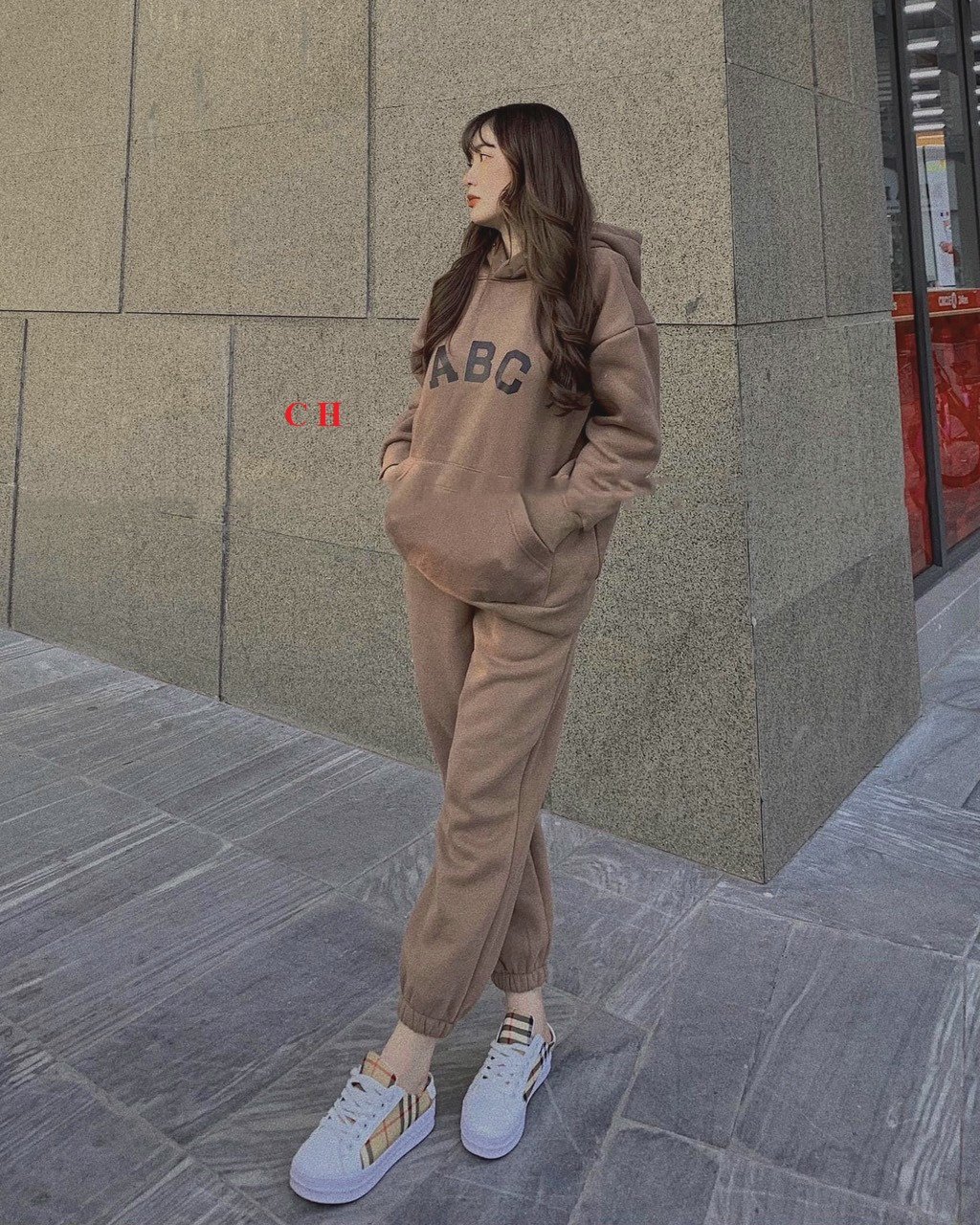 Sét bộ nỉ thu đông nữ ấm đẹp áo Hoodies và quần bom cá tính