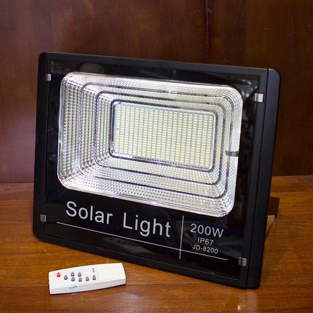 Đèn LED Năng Lượng Mặt Trời SUNTEK JD-8200