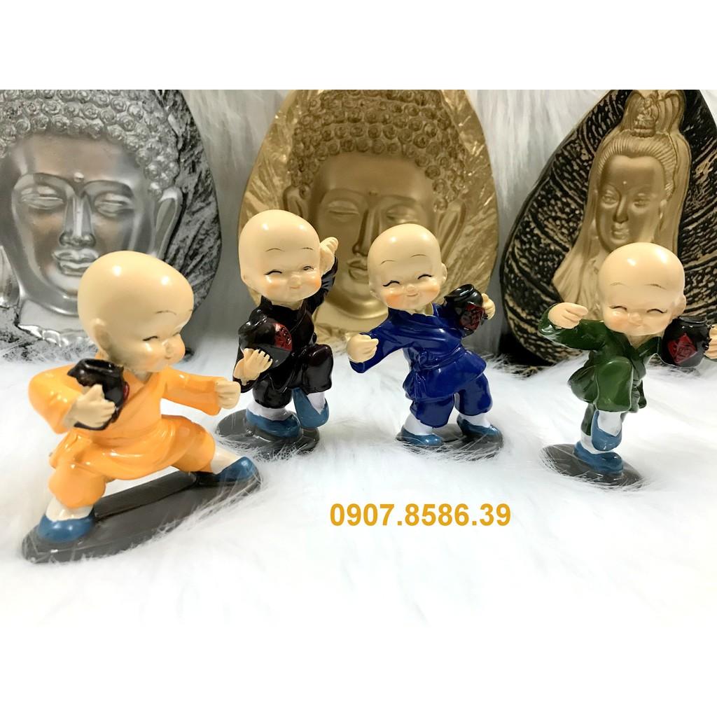 Tượng chú tiểu múa võ tuý quyền