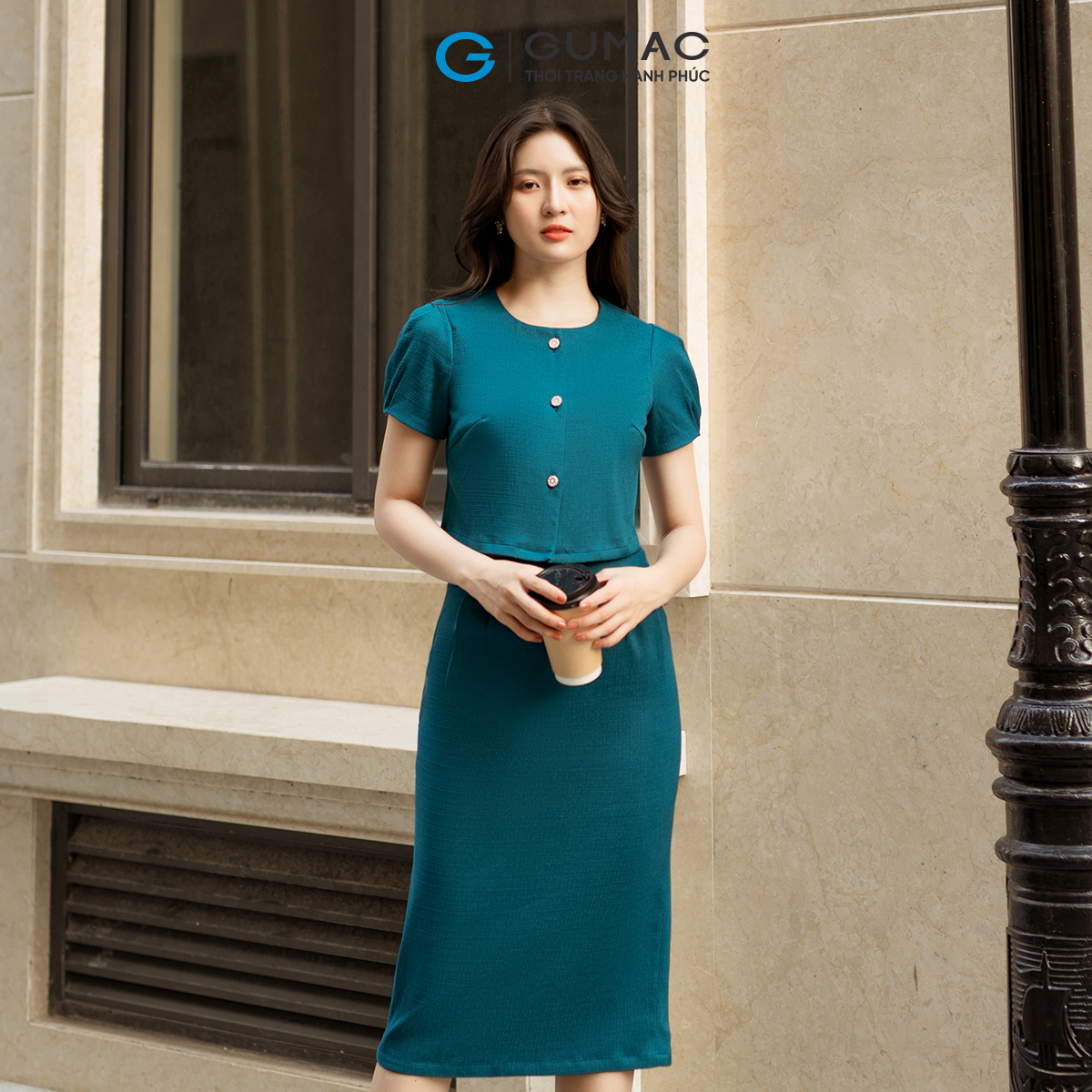 Set lẻ Áo croptop tay phồng GUMAC AD05017 - Chân váy suông xếp ly VD05018