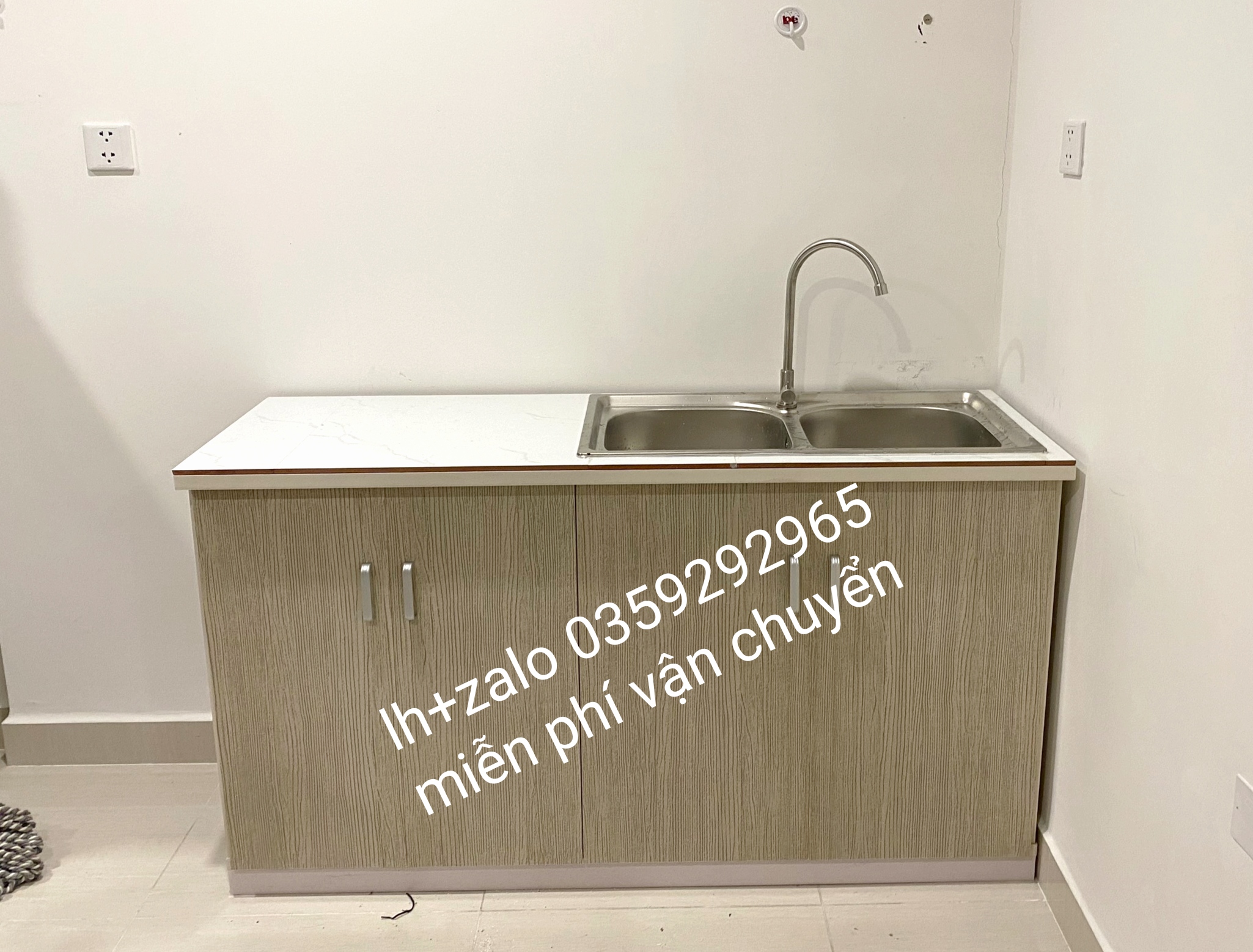 Tủ bếp mini nhựa đài Loan ốp mặt gạch sẵn bồn đôi
