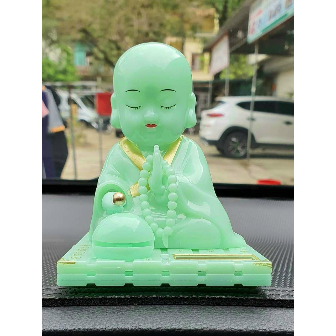 Tượng Phật Ngọc Xanh Cầu May Mắn Bình An