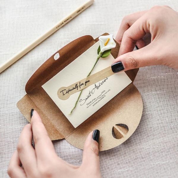 Thiệp Giấy Trang Trí Hoa Khô, Thiệp Handmade Giấy Kraft Vintage