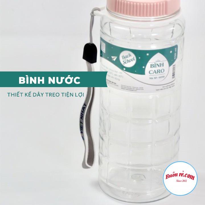Bình nước học sinh kẻ caro 750ml Việt Nhật , Bình đựng nước thể thao có quai dù treo