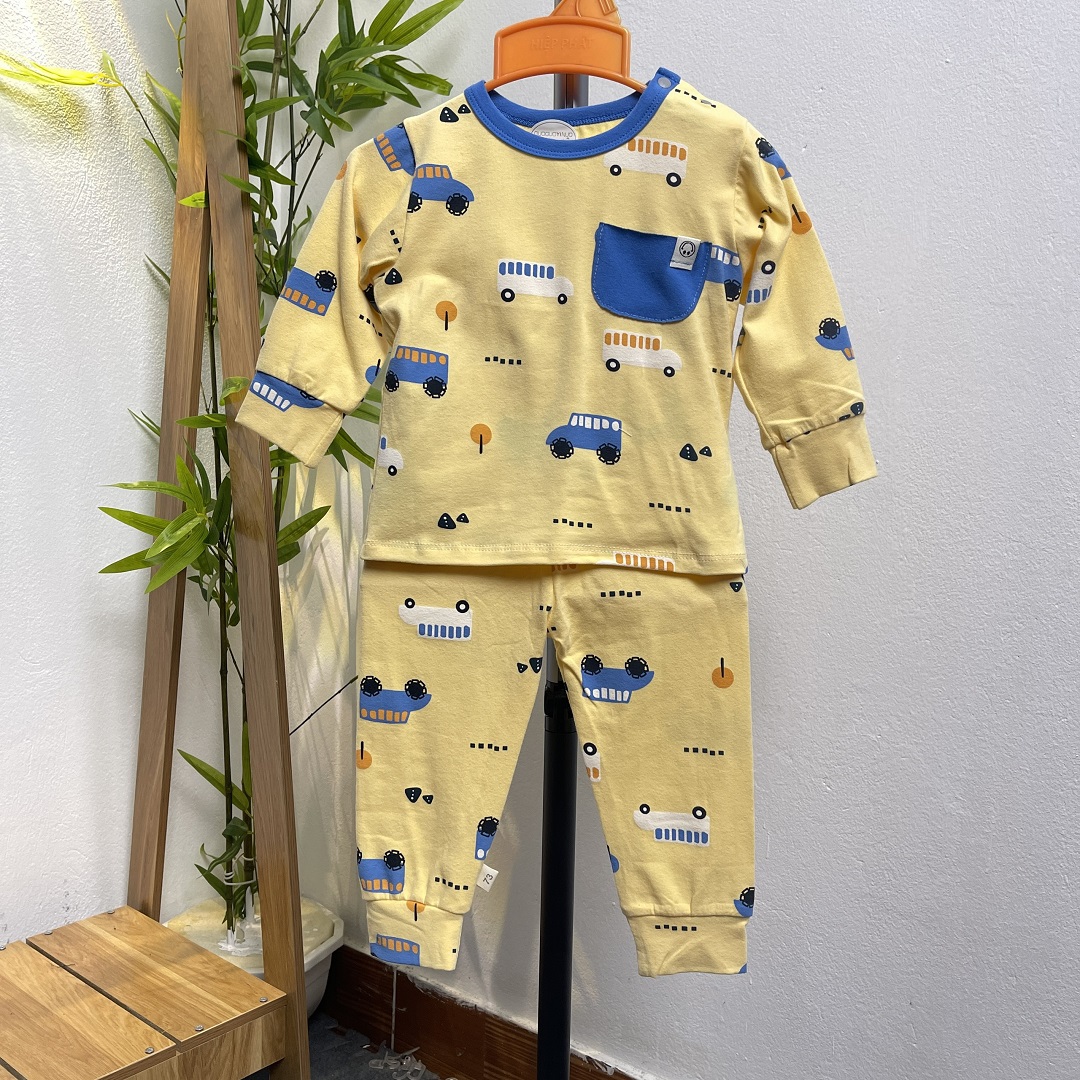 Bộ dài tay bé trai xuất Hàn 3-12 tháng màu sắc tươi sáng hình ngộ nghĩnh vải cotton dày dặn