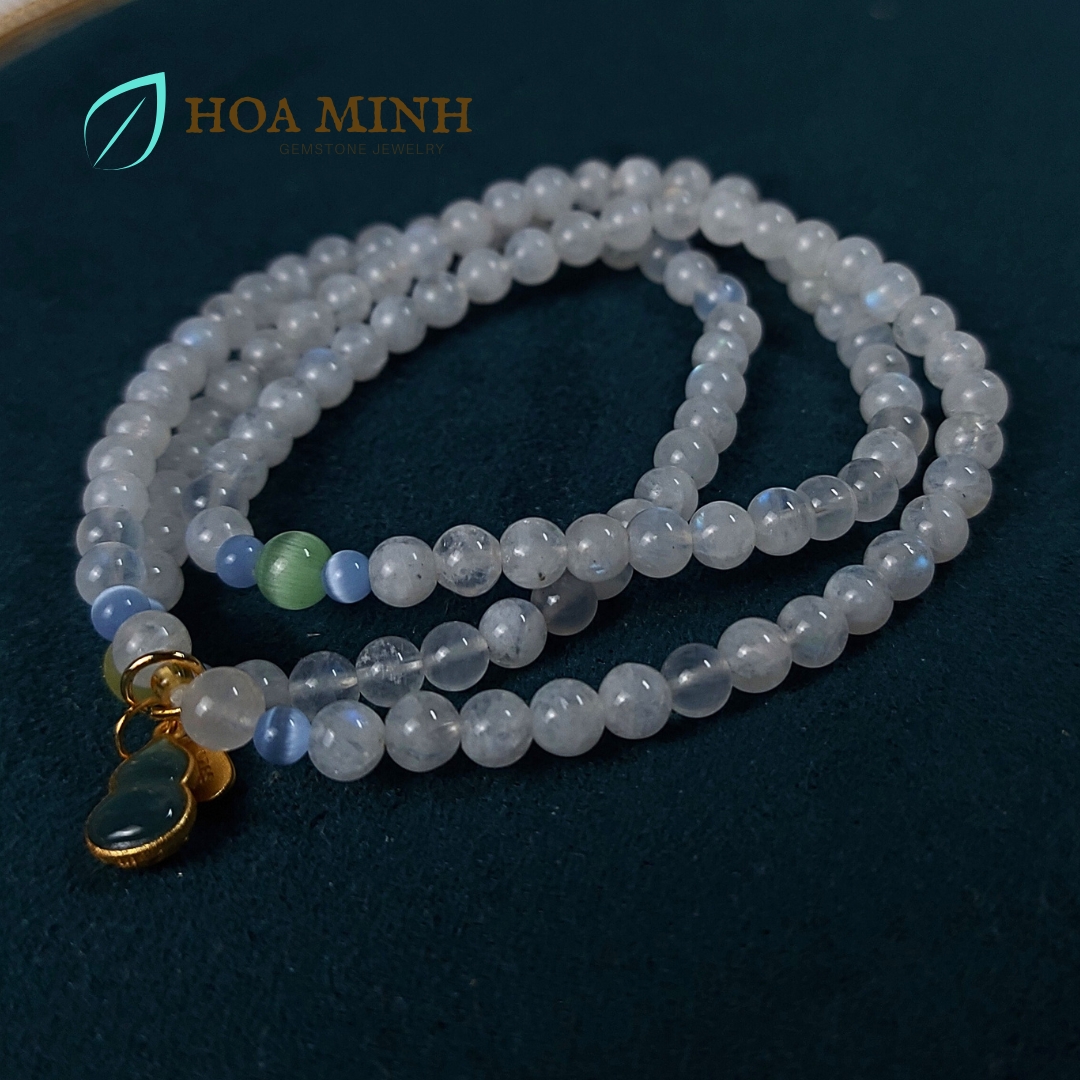 Vòng tay chuỗi 108 hạt đá Moonstone Mặt Trăng size hạt 5.3 li kiểu quấn 3 vòng phối viên đá mắt mèo charm hồ lô cẩm thạch tài lộc