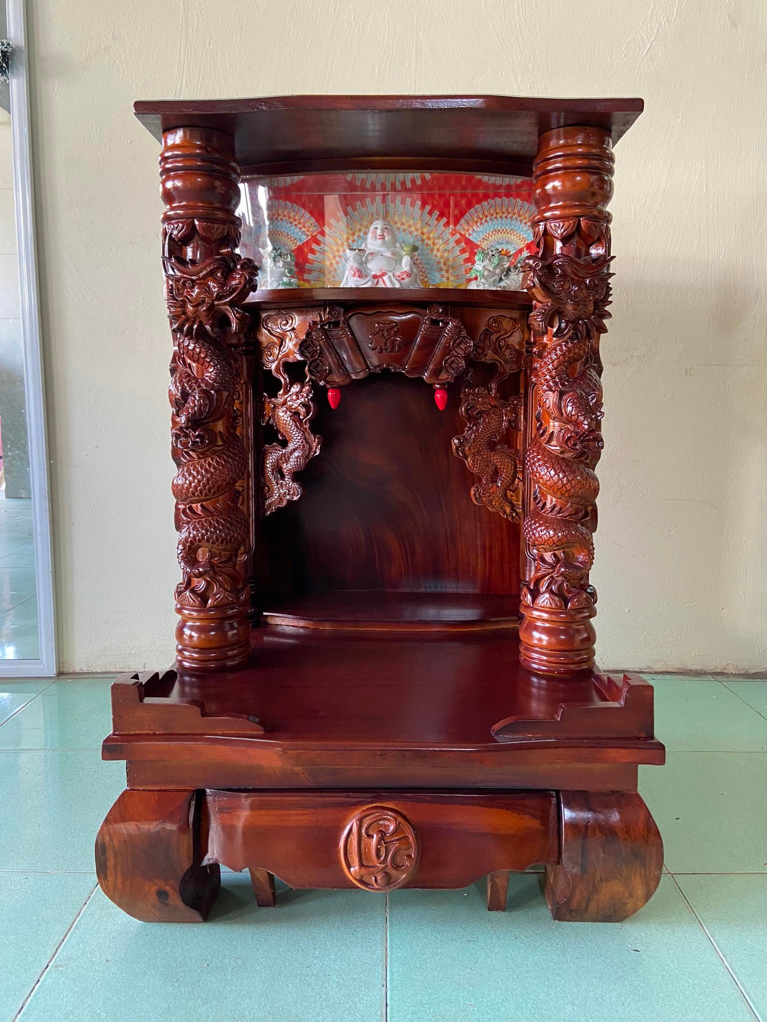 Bàn thờ thần tài ông địa mẫu Rồng Cuộn cao cấp 68 x 68 x 108cm