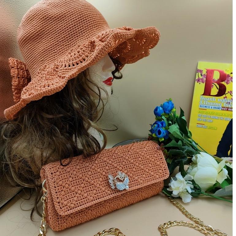 Set nón và túi xách handmade thời trang siêu xinh-Nón vành rộng họa tiết rẽ quạt và túi nhỏ dây đeo màu cam