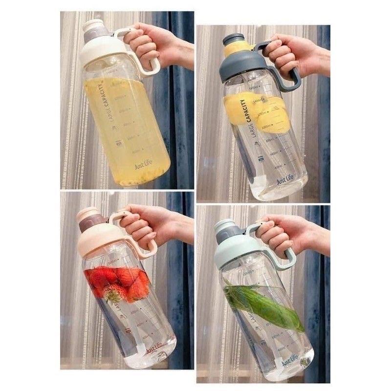 Bình đựng nước 1800ml có kèm ống hút