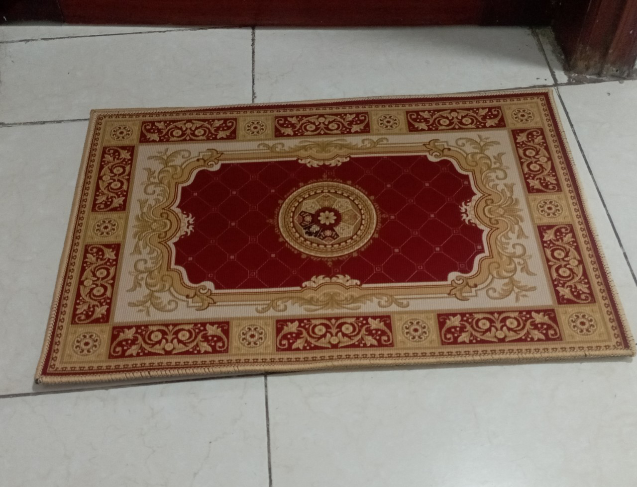 Combo 2 Thảm chùi chân trong nhà mặt nỉ hoa văn tông đỏ, Kích thước: 60cm x 40cm dày 0.5cm