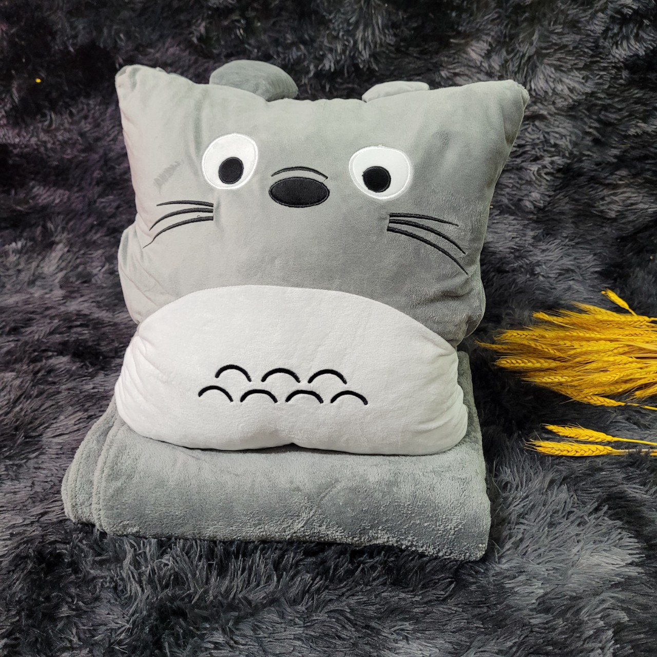 Bộ Mền Gối Ngủ Totoro Vuông Cao Cấp - Tặng Kèm Cây Massage Đầu - Hàng Loại 1 Nỉ Nhung siêu mịn (2 Lớp Lông) - Quà Tặng Ý Nghĩa Chăn Gối Văn Phòng Tiện Lợi