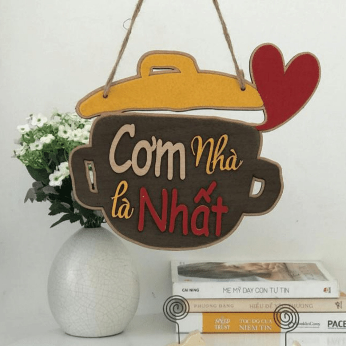 Bảng gỗ treo tường cơm nhà là nhất