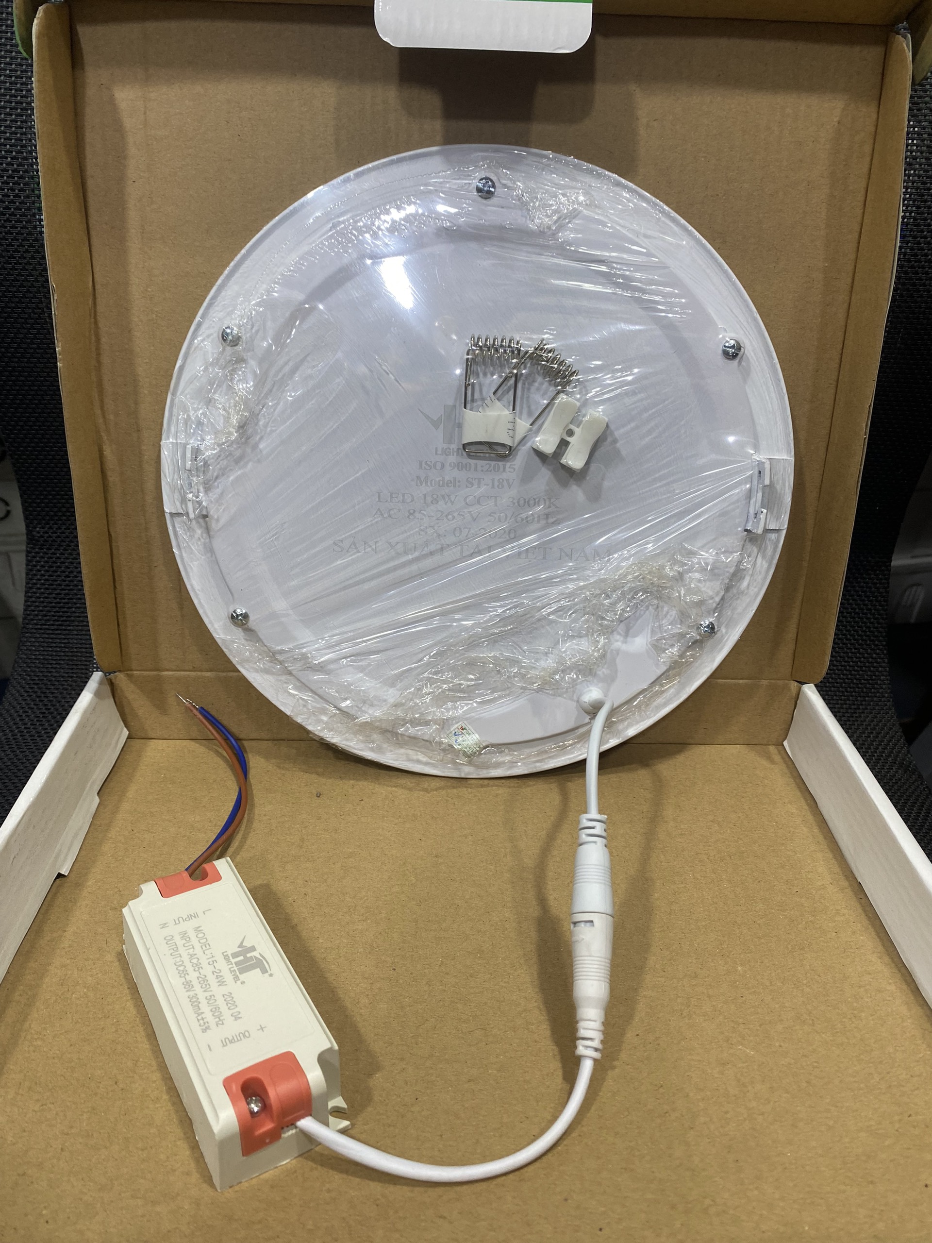 Đèn LED Âm Trần Siêu Mỏng 18W HT
