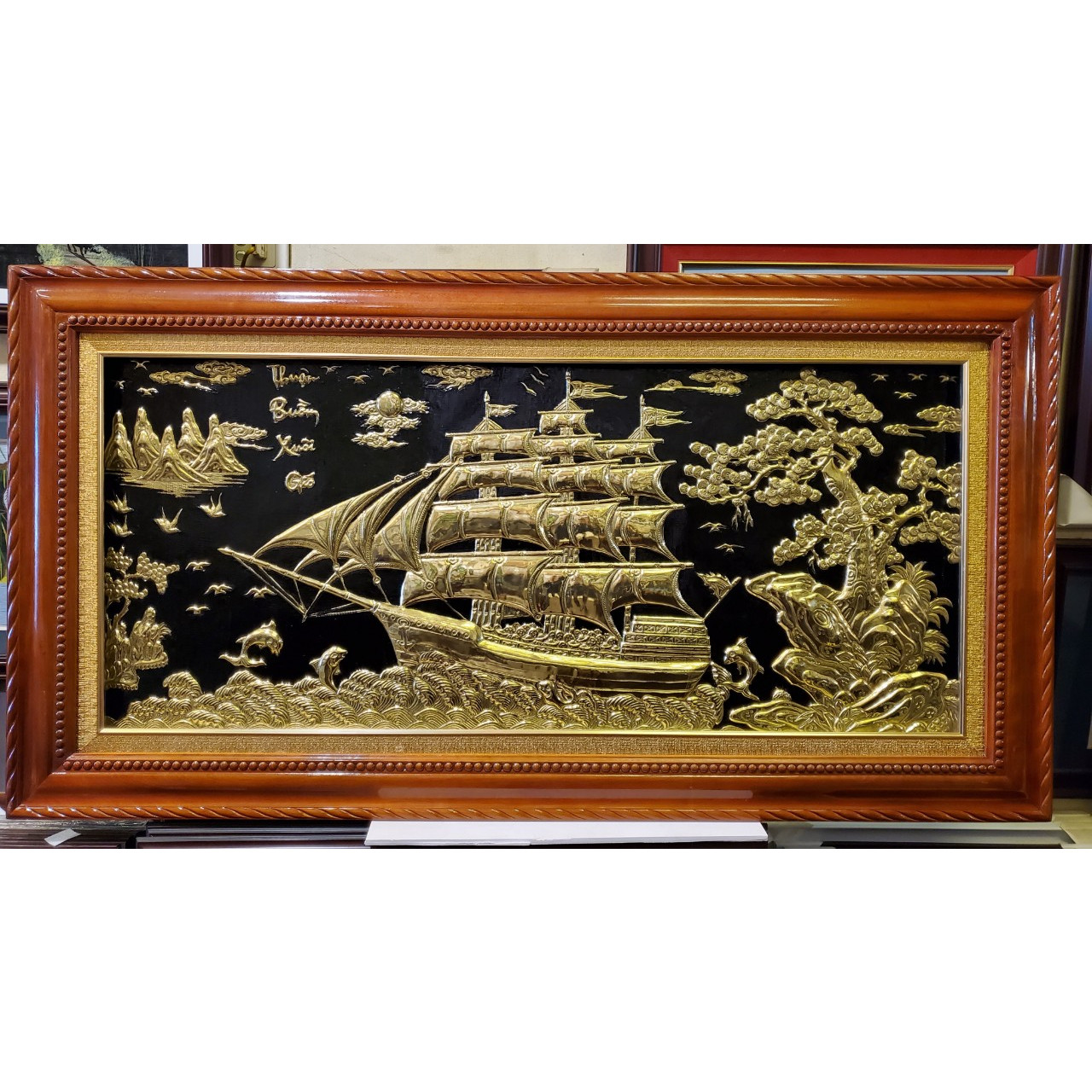 Tranh đồng vàng nguyên chất liền tấm khung gỗ dổi - Thuận Buồm Xuôi Gió -A202s