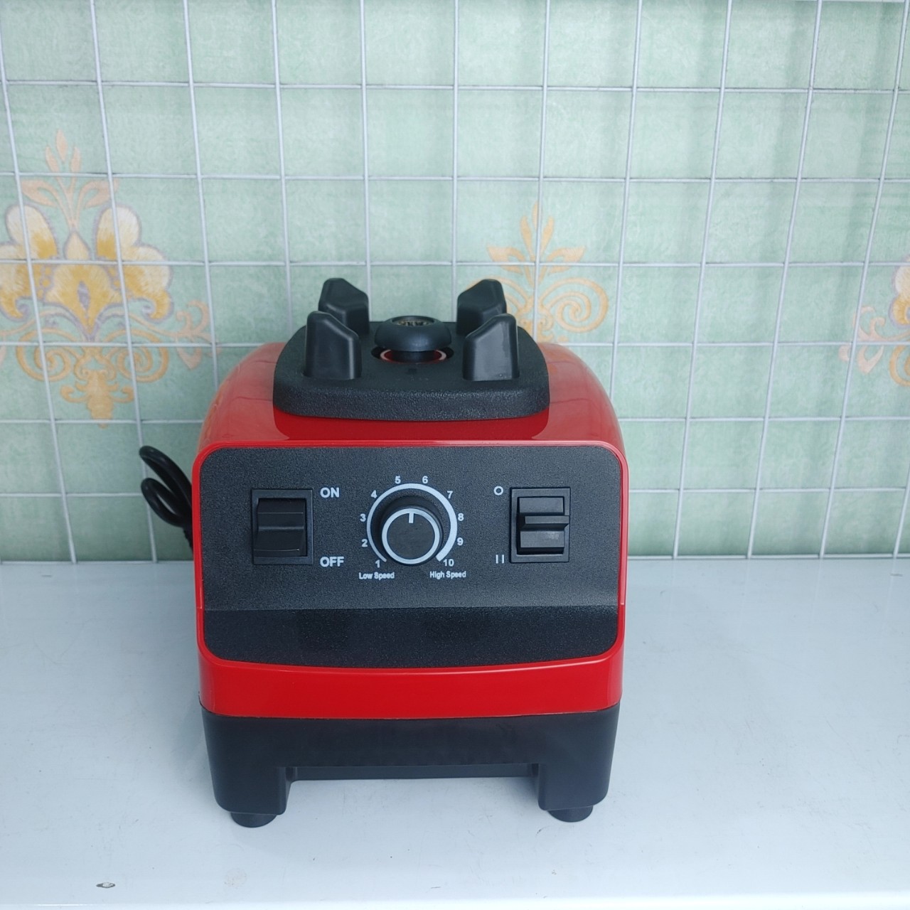 Máy xay sinh tố công nghiệp công suất 1500W, cối xay 2 lít, dao 6 lưỡi