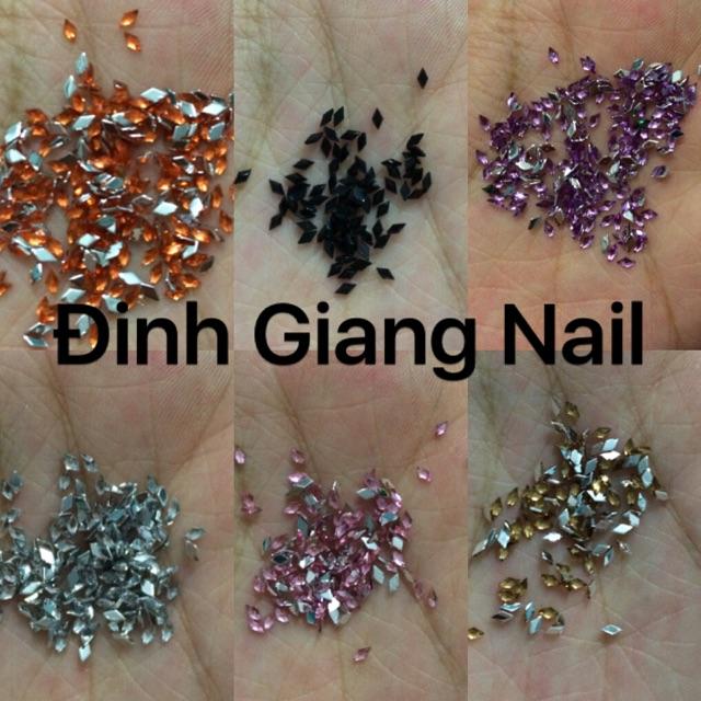 Hộp đá hình tứ giác