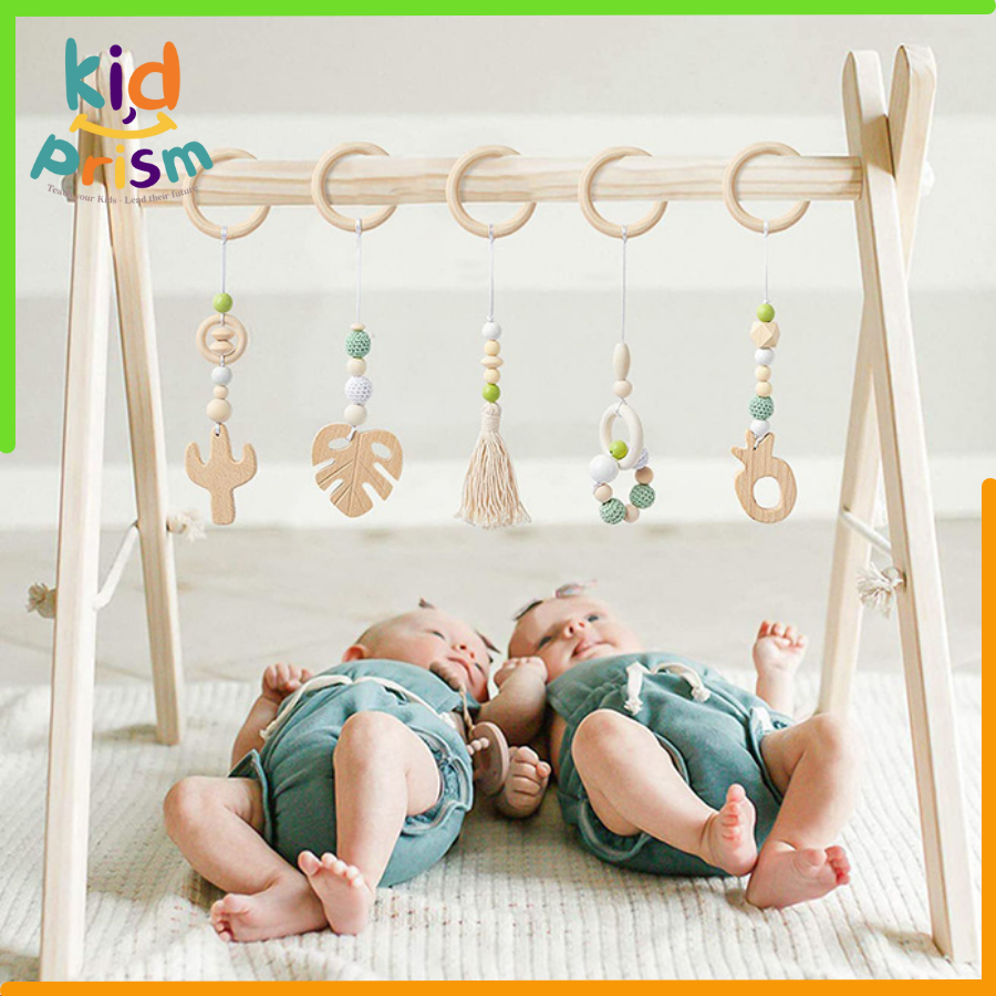 Kệ chữ A bằng gỗ cao cấp cho bé sơ sinh phát triển vận động tinh từ sớm (Giáo cụ Montessori)