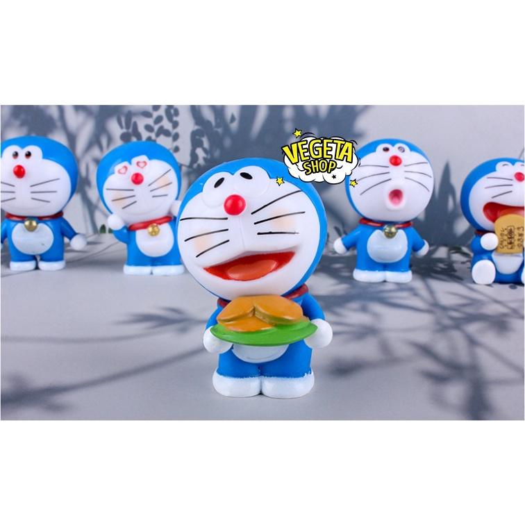 Mô hình Doraemon Doremon - Set 6 tư thế nhân vật Doraemon Doremon cầm bánh rán dorayaki mắt trái tim - Sơn đẹp - 6cm