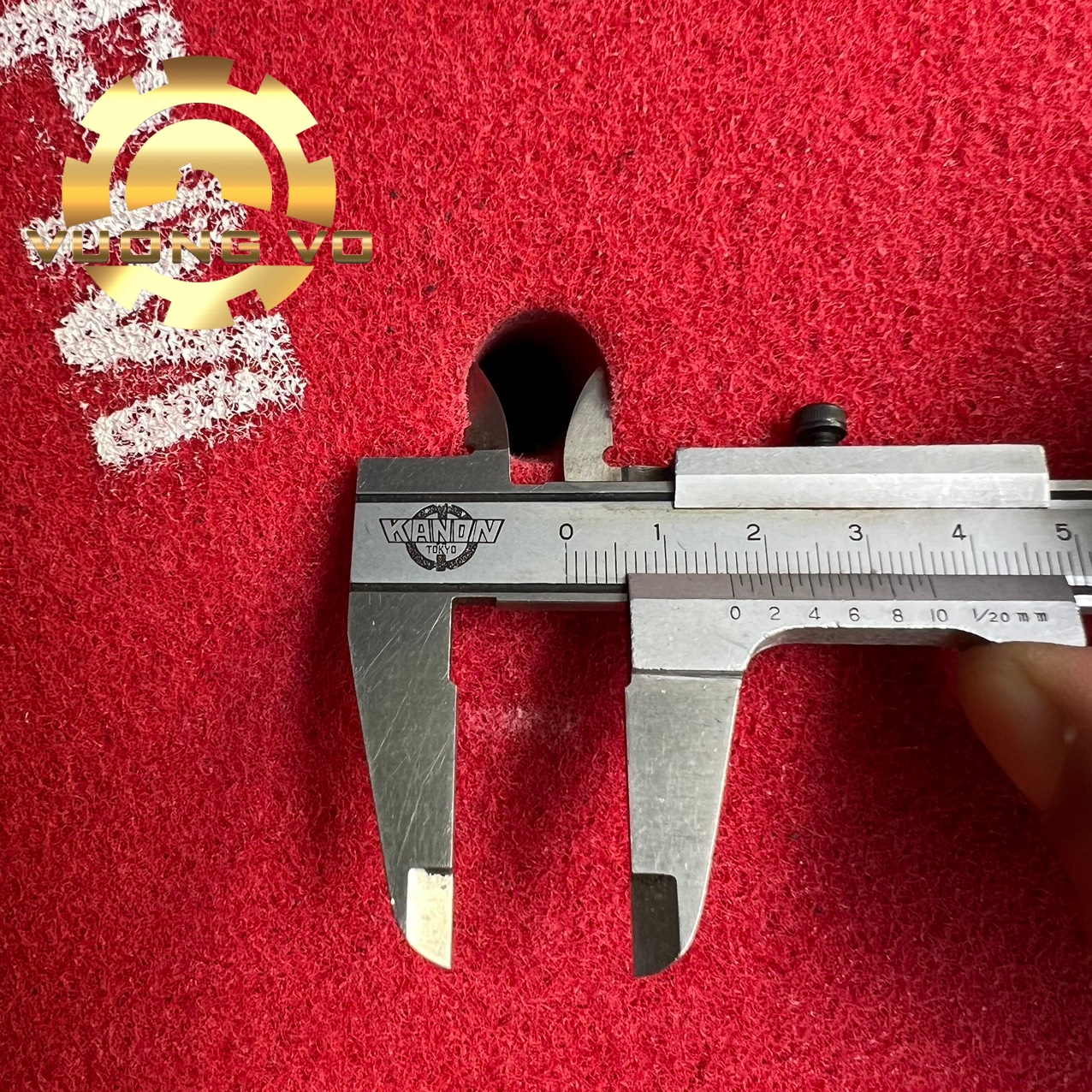 Bánh nỉ đỏ đánh bóng-nỉ đỏ đánh bóng inox kích thước 300x50x16mm #240 (Gía đã bao gồm VAT)