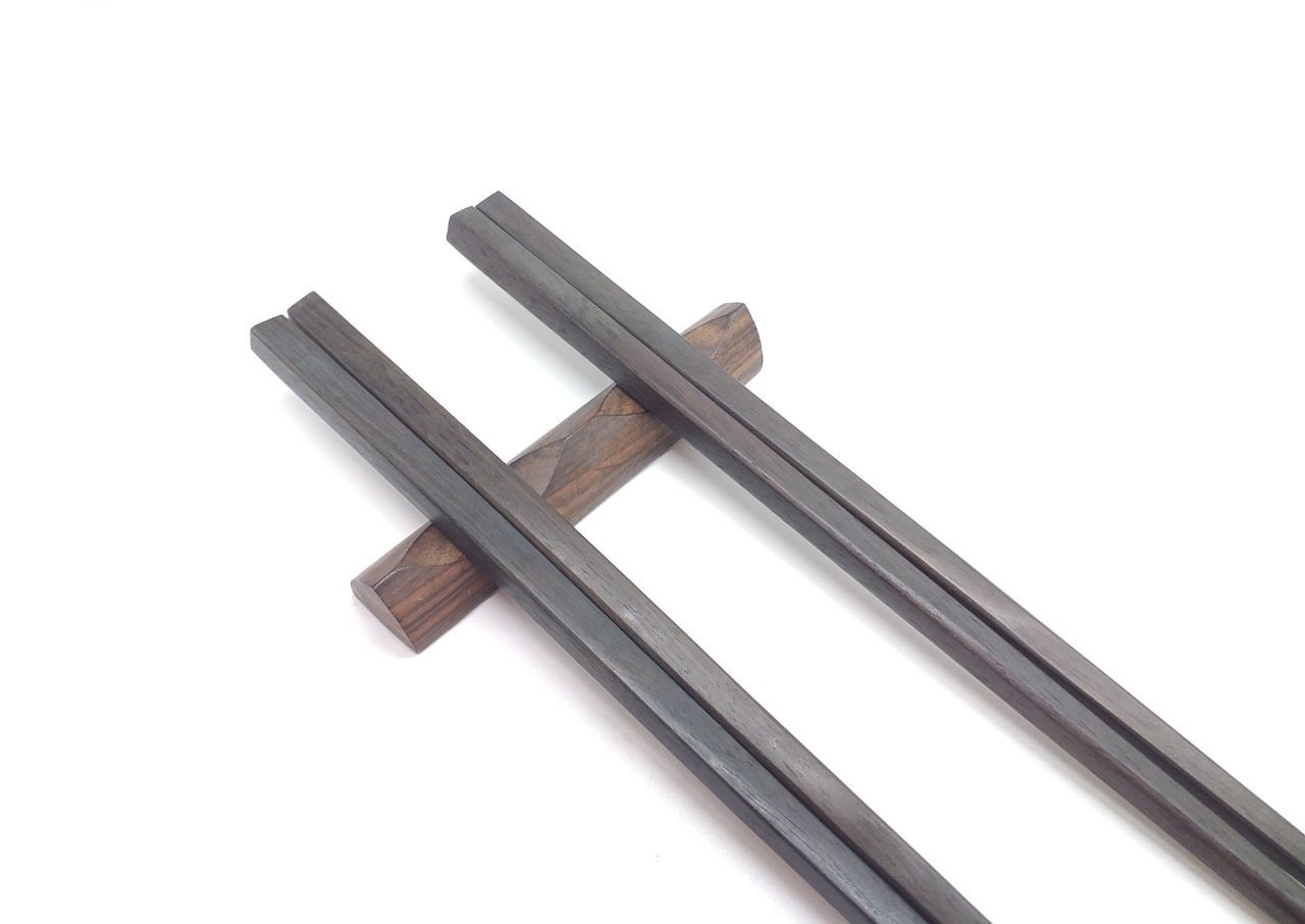 Đũa gỗ Mun Vuông trơn 25cm- Bộ 5 đôi
