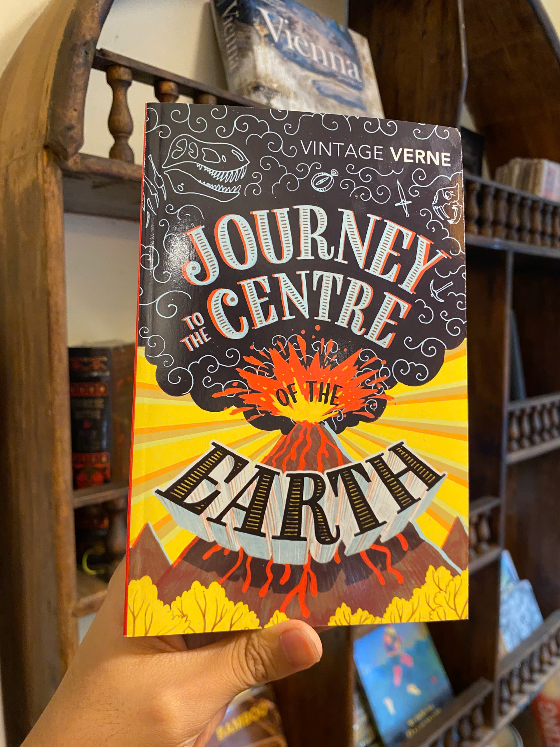 Sách - Journey to the Centre of the Earth by Jules Verne | Classics /  Science Fiction / Ngoại văn