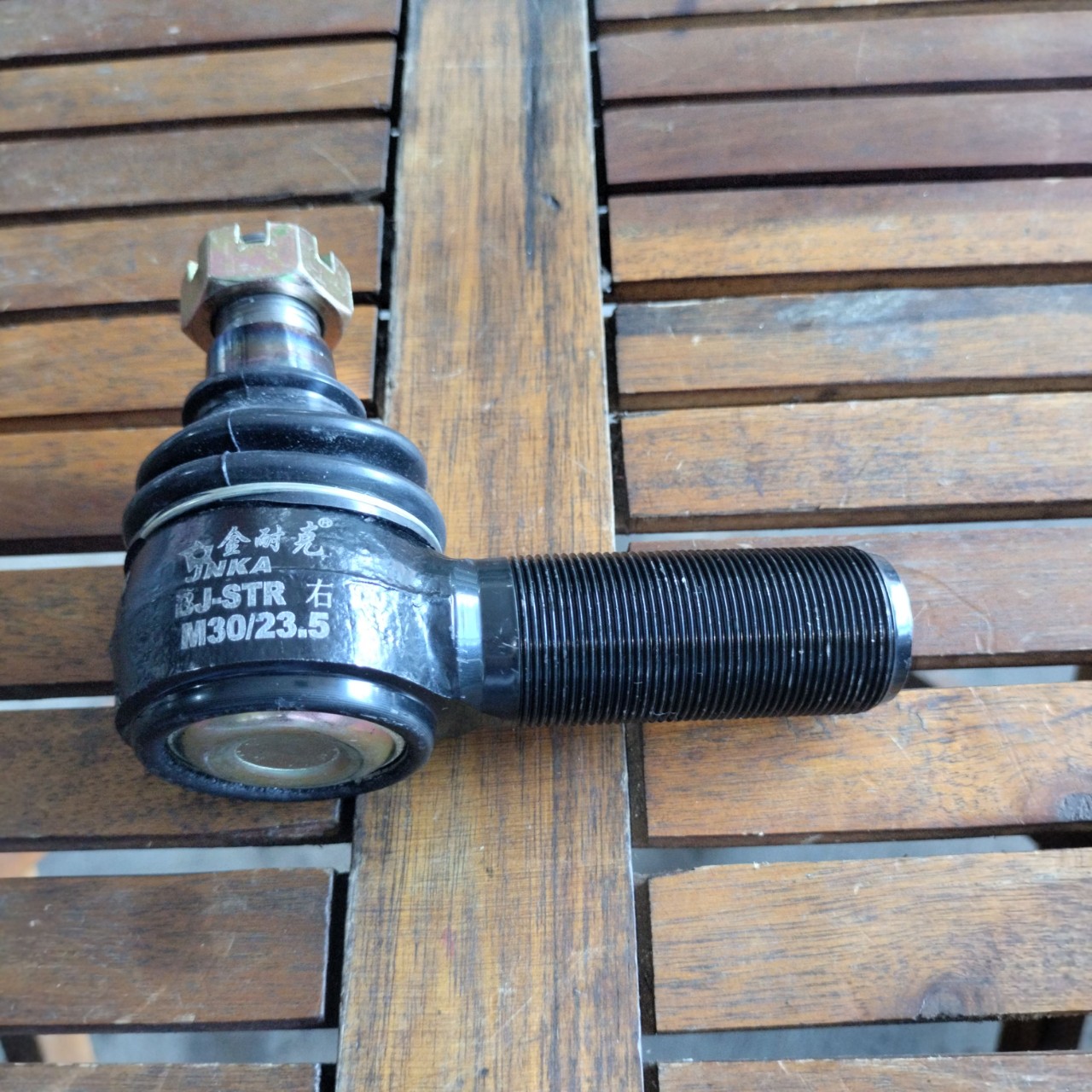 Một cặp Rotuyn ba ngang lái dùng cho xe Howo, mã WD615/L375, gai ngoài 30mm, côn 24mm, không có chỉnh