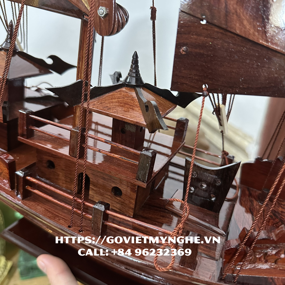 Mô hình thuyền gỗ thuyền trang trí thuyền gỗ cổ Hạ Long Rồng - Thân tàu dài 40cm - Buồm gỗ tự nhiên