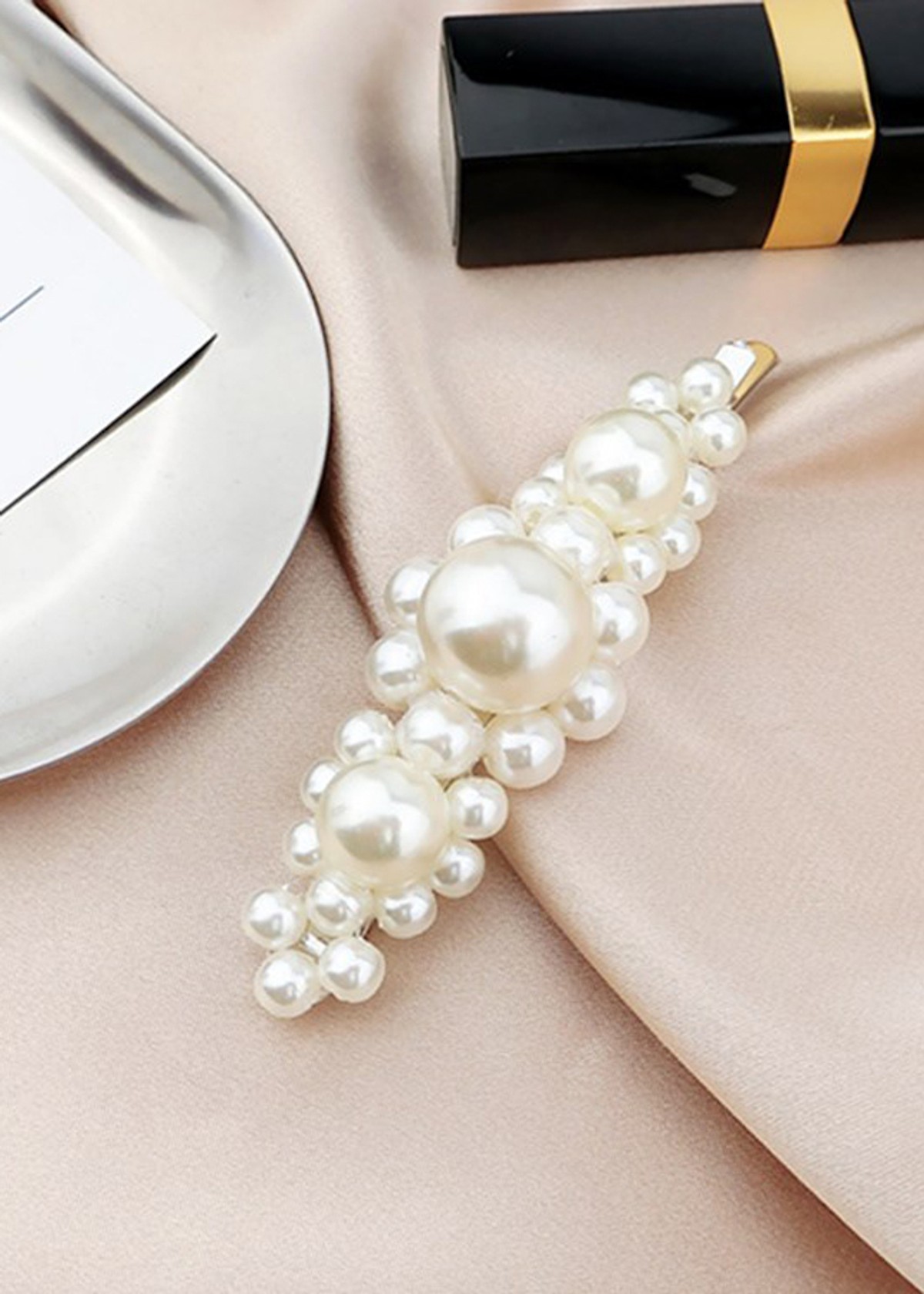 Set 3 kẹp tóc HÀn QUốc đính ngọc trai cực dễ thương