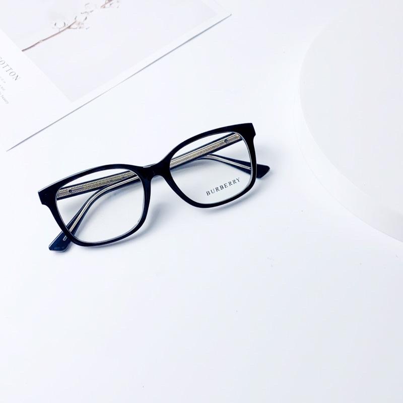 Gọng Kính Cận Nam Nữ Dáng Vuông Nhựa Lõi Thép Thời Trang Màu Đen DORISEYEWEAR