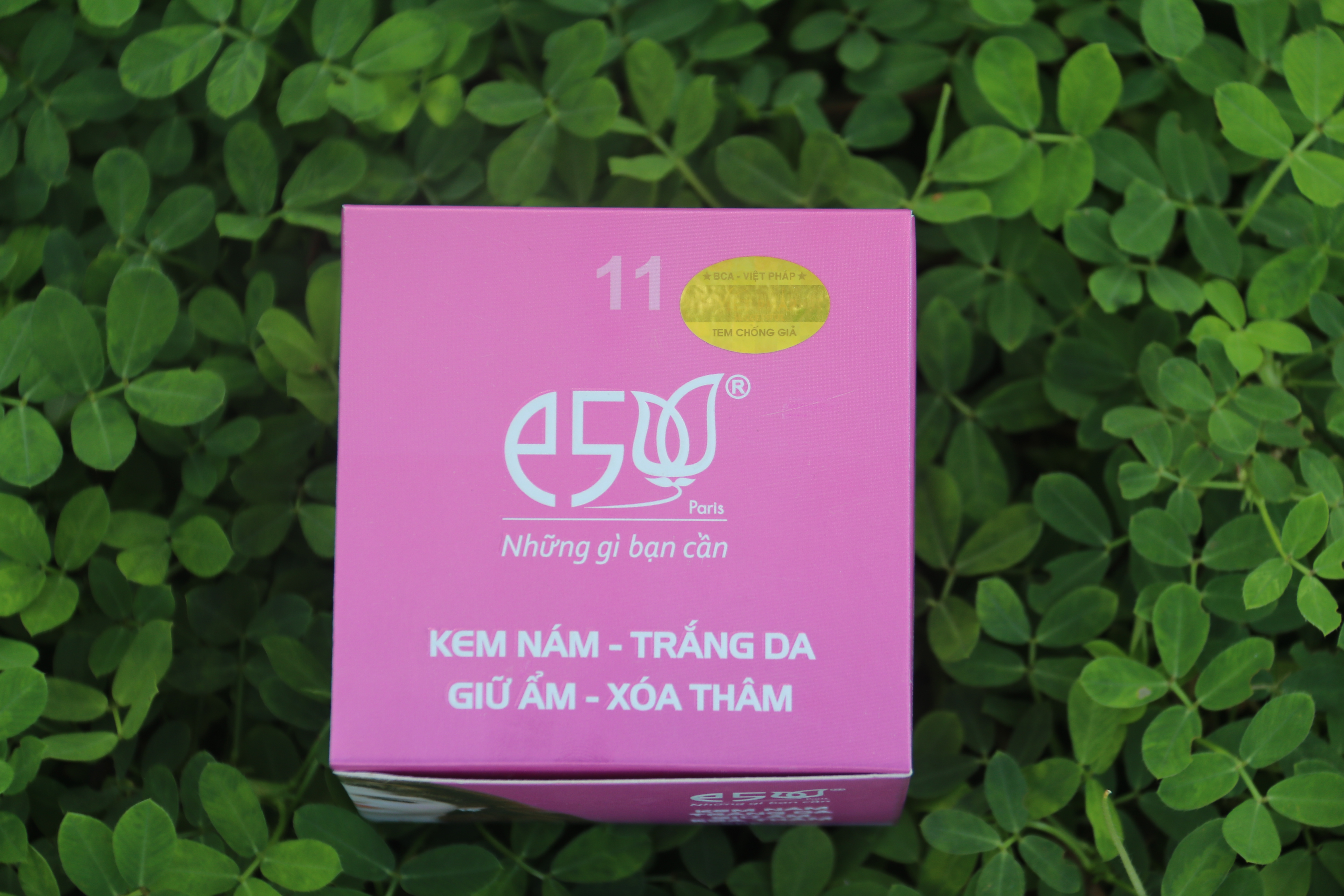 Kem nám trắng da giữ ẩm xóa thân E5