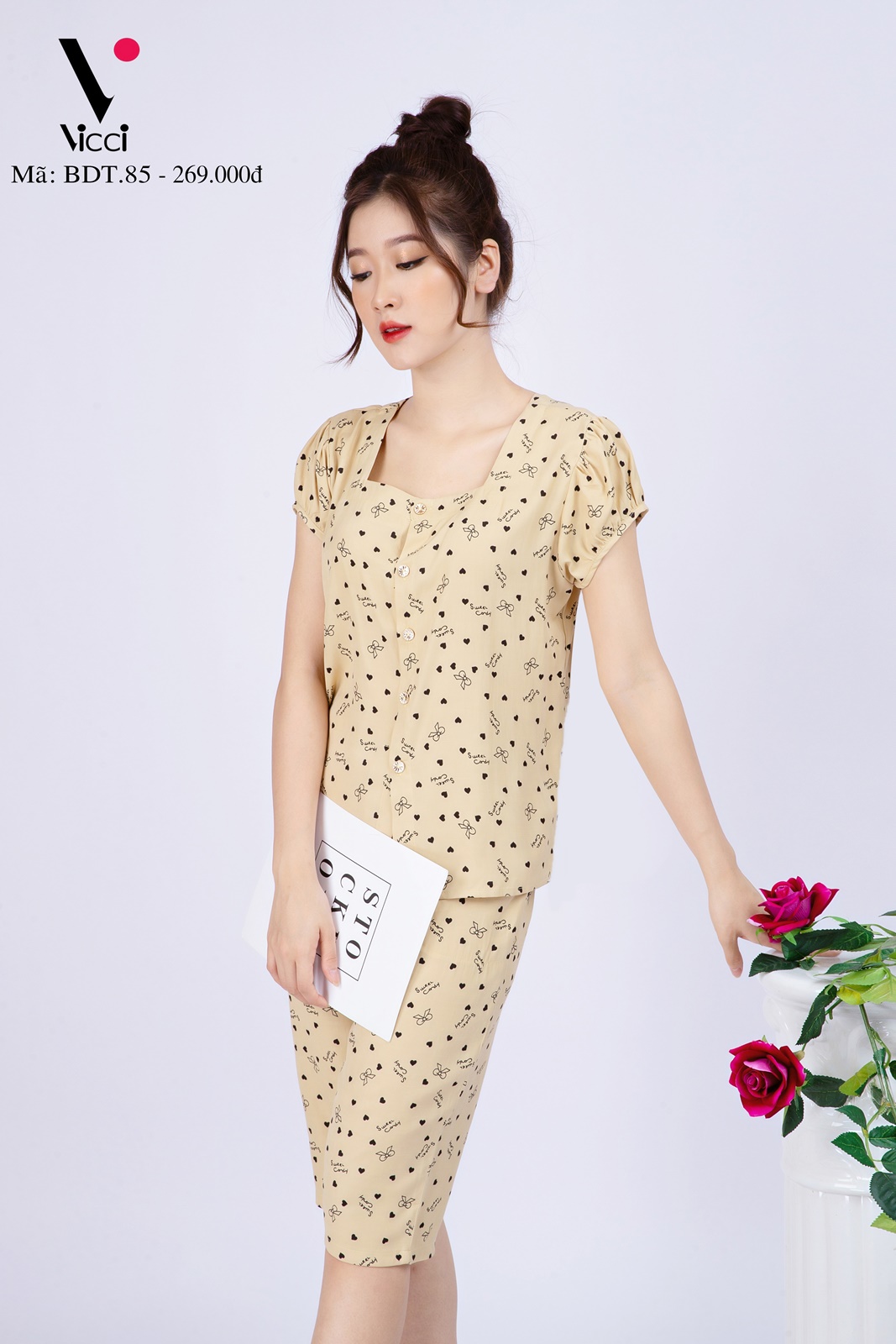 Đồ bộ nữ cộc tay - Đồ bộ mặc nhà - Đồ ngủ mặc nhà nữ - Đồ bộ nữ lửng - Set bộ đũi mặc nhà nữ Vicci BDT.85 họa tiết tim