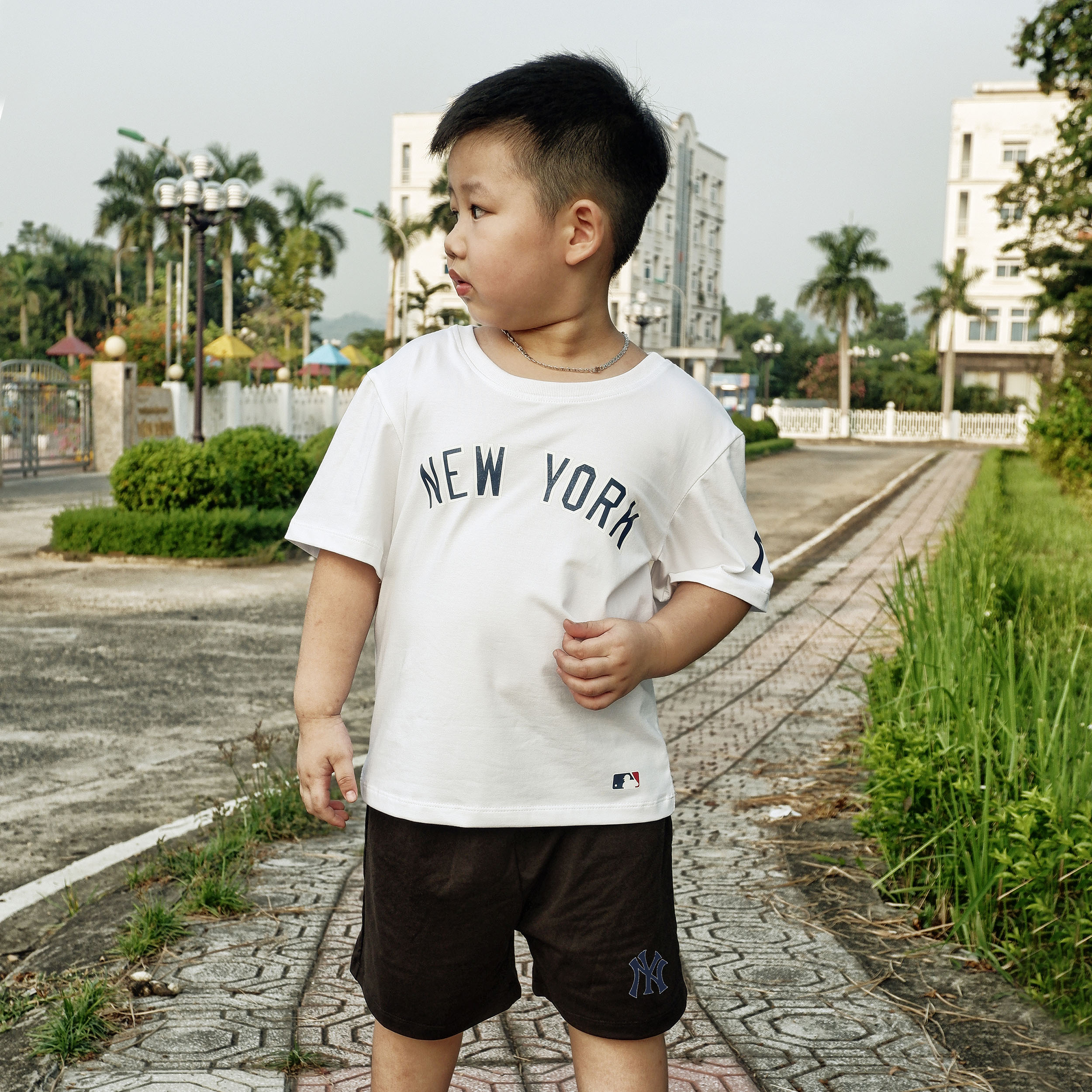 Bộ quần áo bóng chạy thun cotton hình NewYork