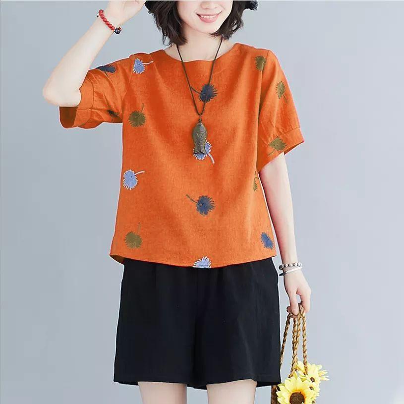Set bộ thời trang kiều nữ quần đùi kết hợp áo cổ tròn tay ngắn thiêu hoa size 45-67kg